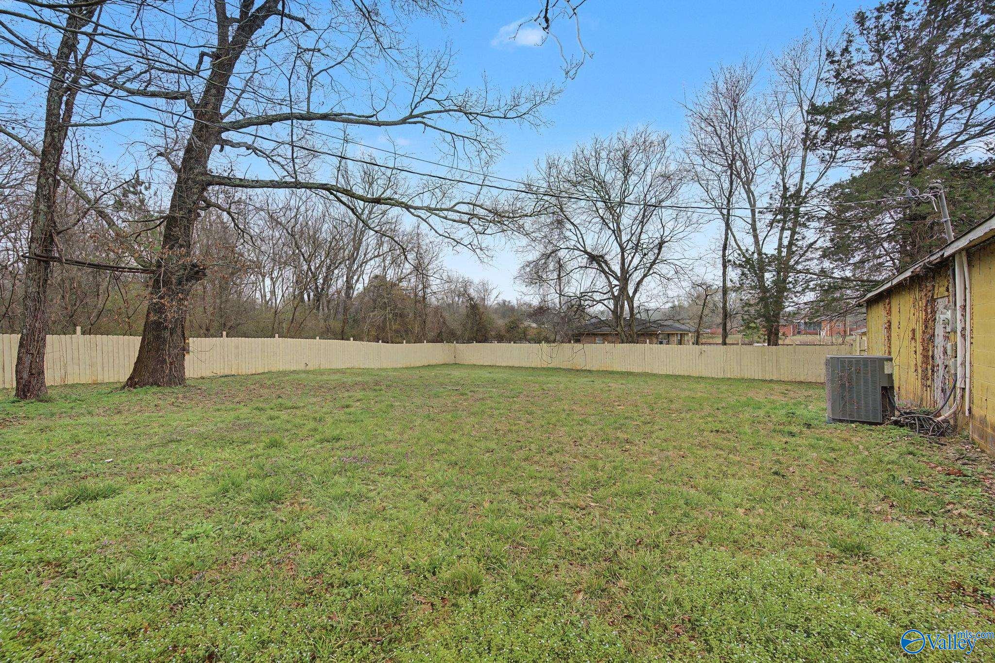 16927 County Road 400