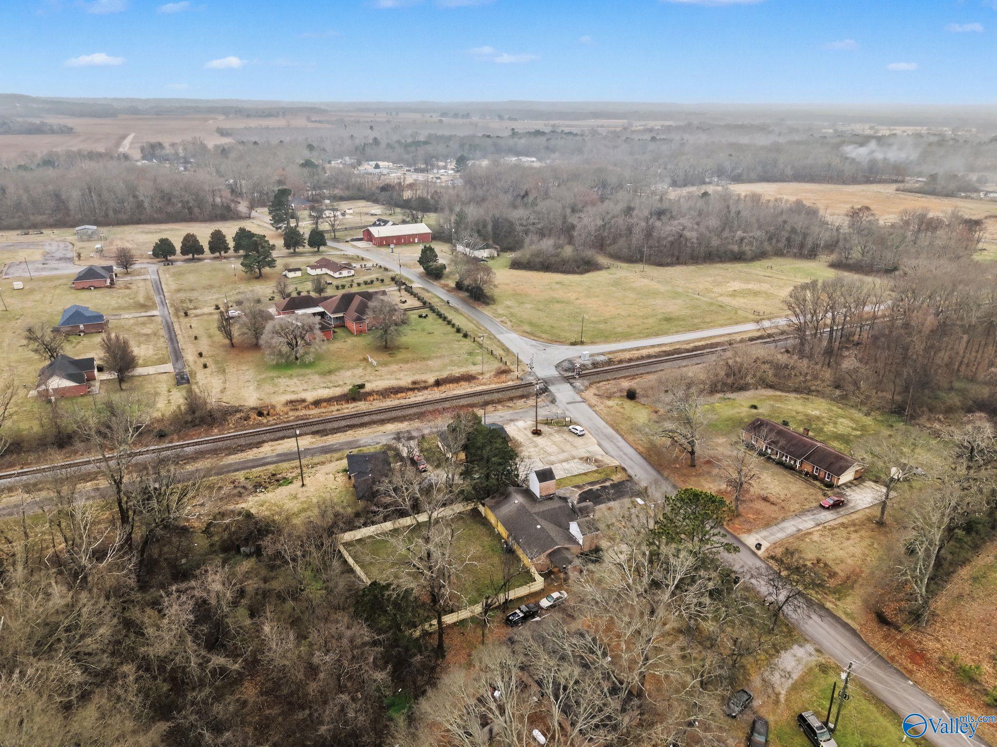 16927 County Road 400