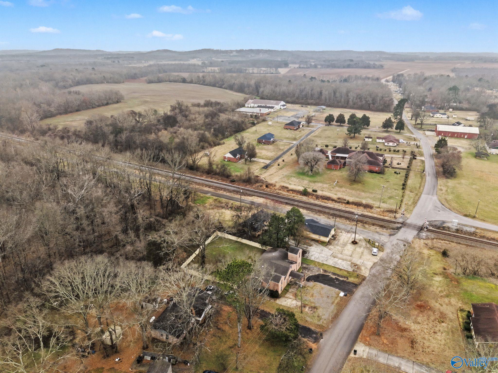 16927 County Road 400