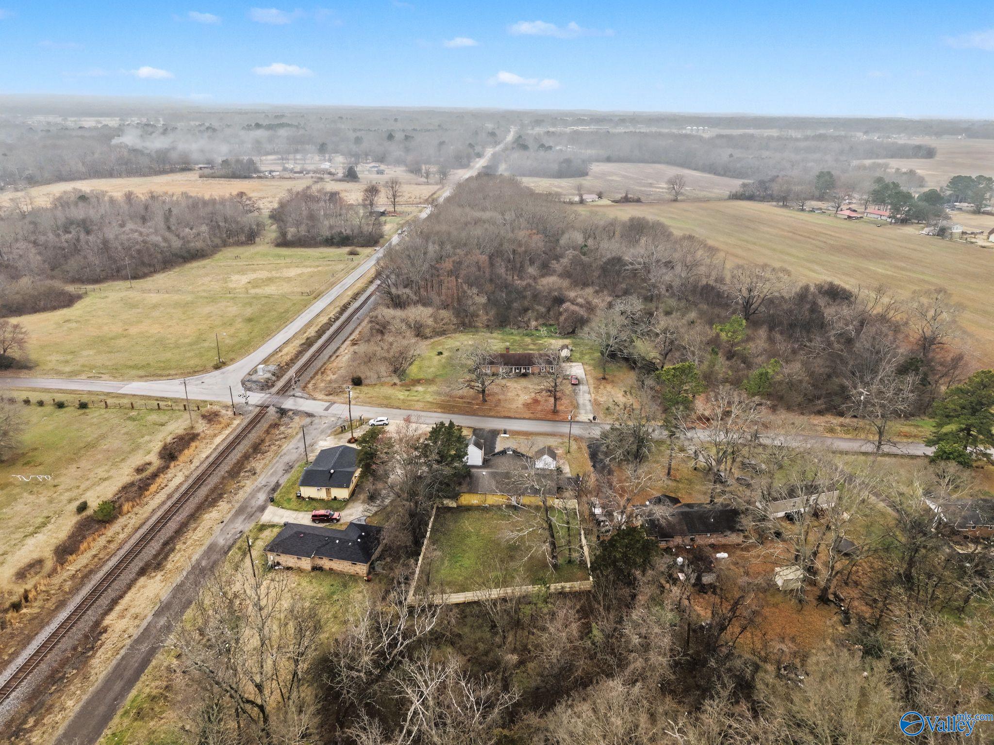 16927 County Road 400