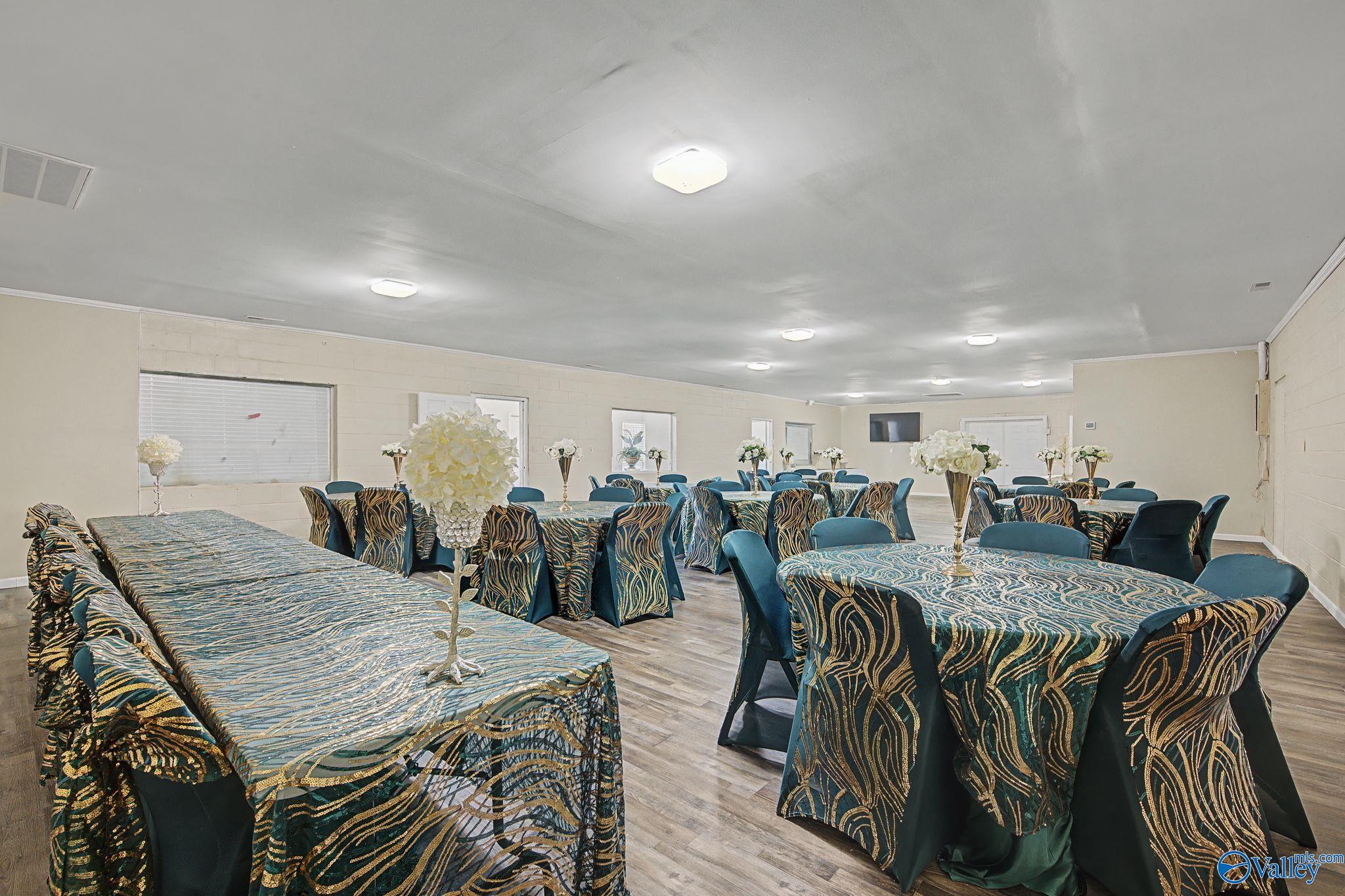 16927 County Road 400