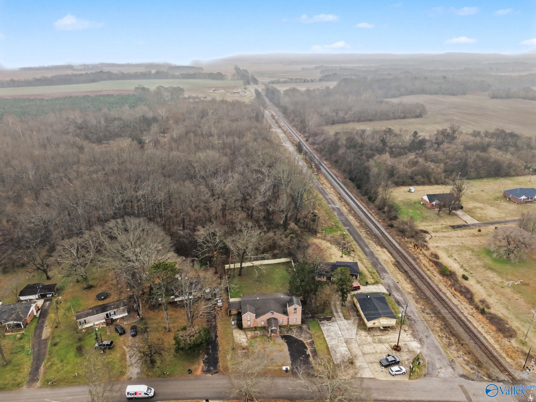 16927 County Road 400