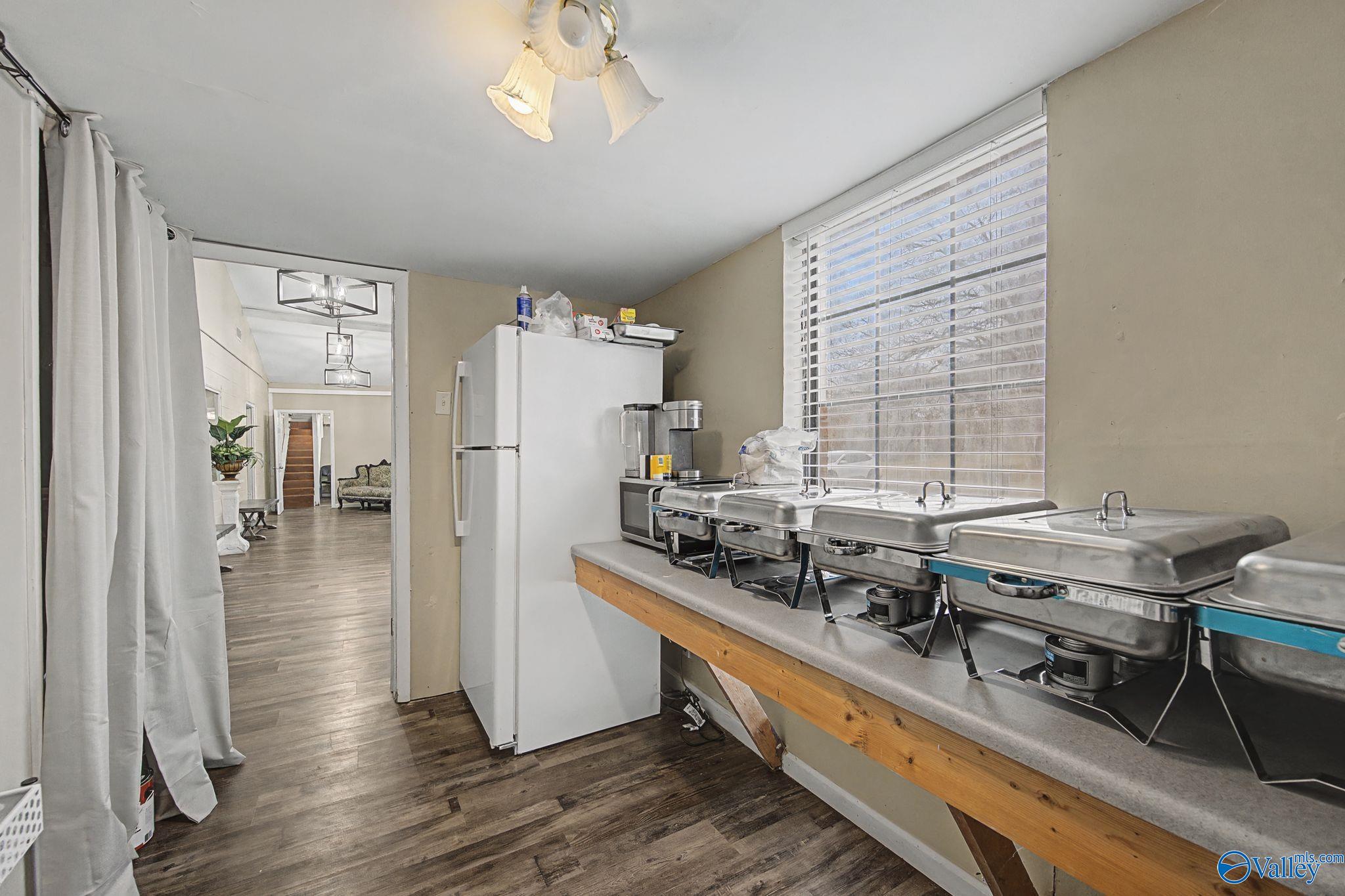 16927 County Road 400