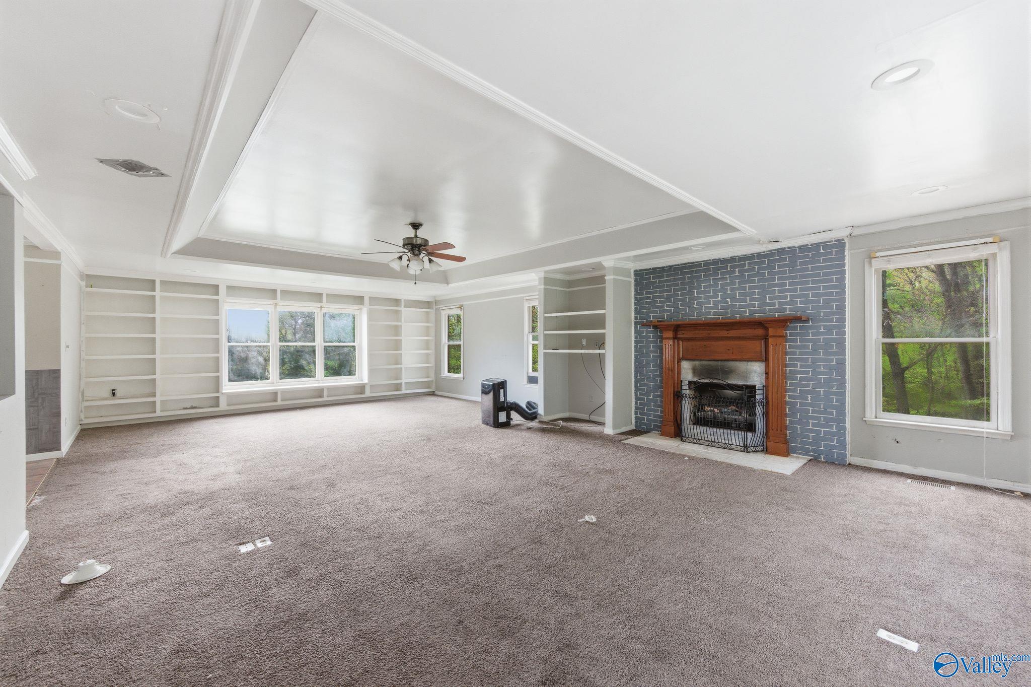 234 North Greenway Drive