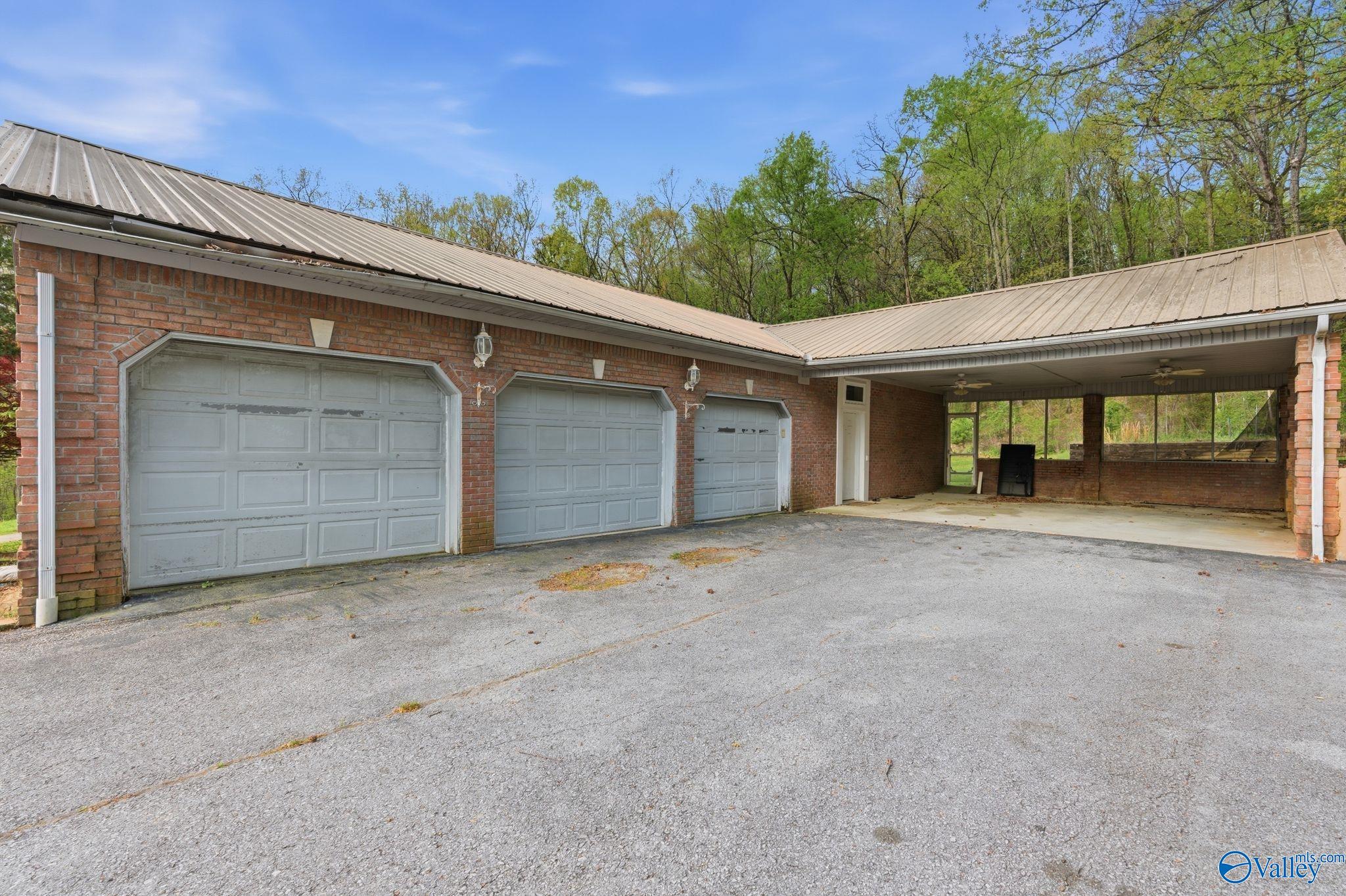 234 North Greenway Drive