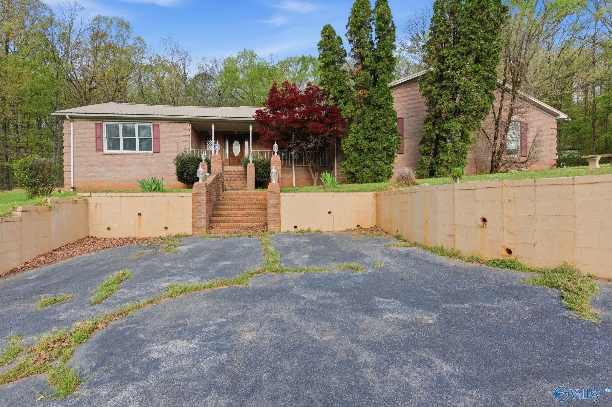 234 North Greenway Drive