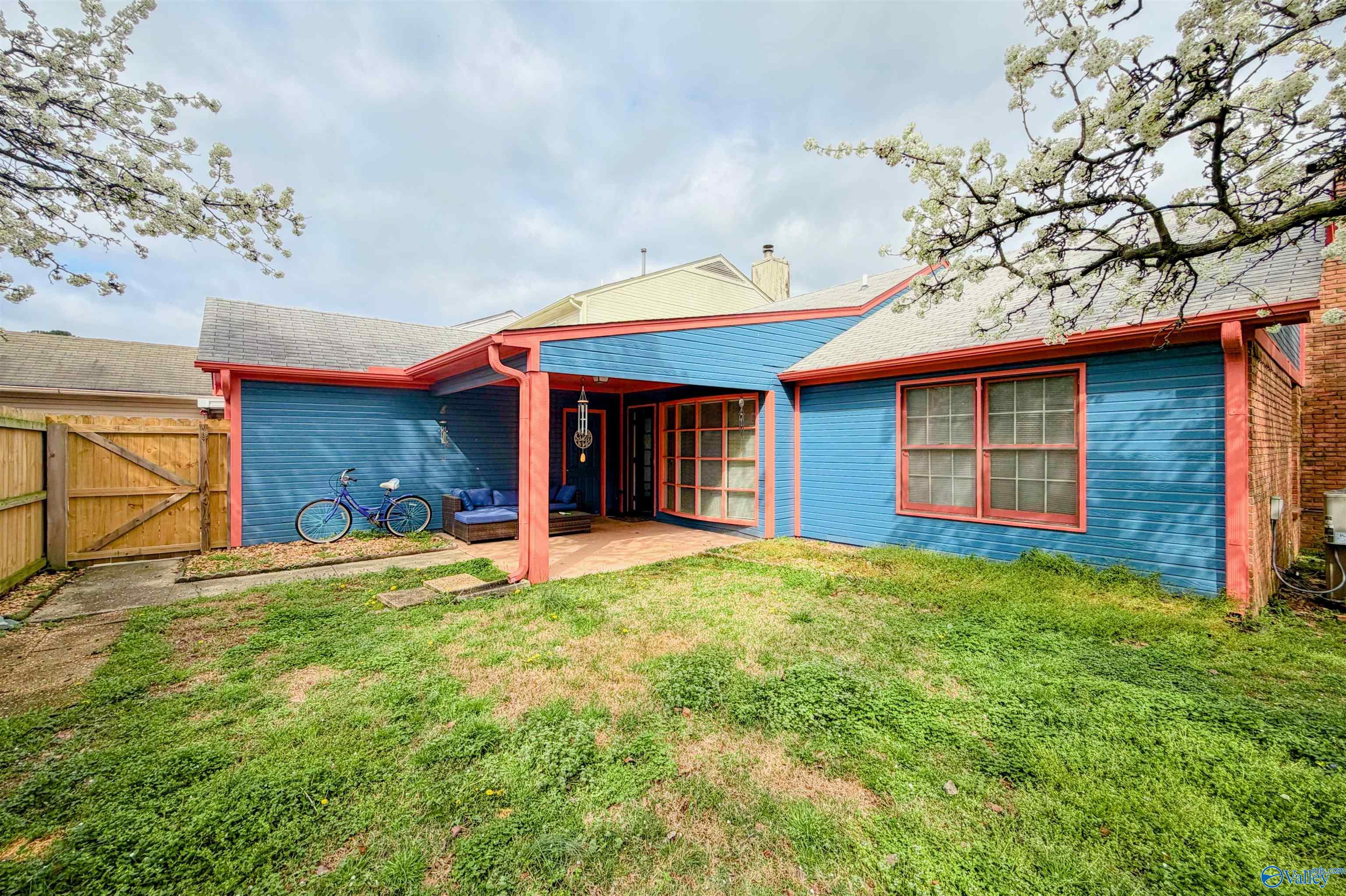 413 Autumnwood Drive