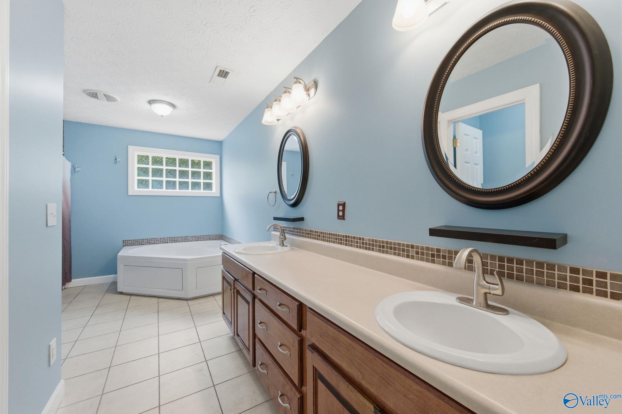 3326 Valley Forge Road