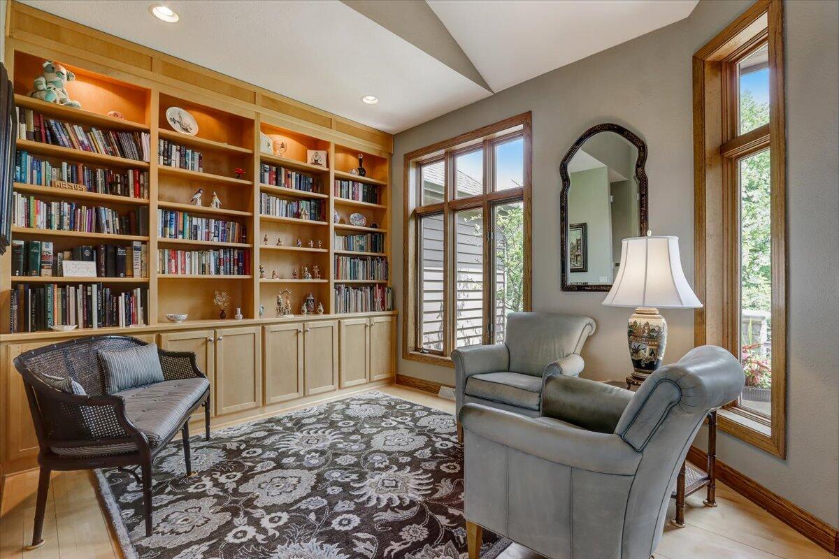 S83W16000 Bass Bay Ln
