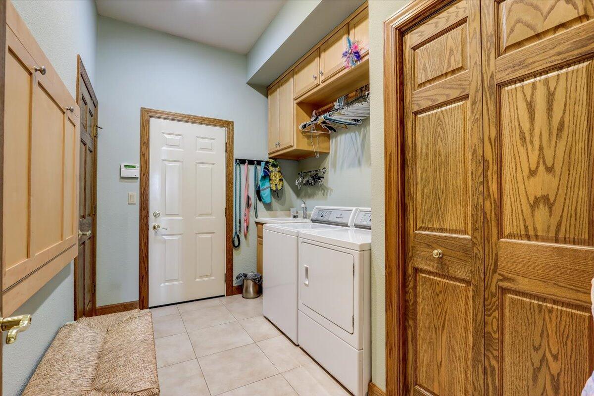 S83W16000 Bass Bay Ln