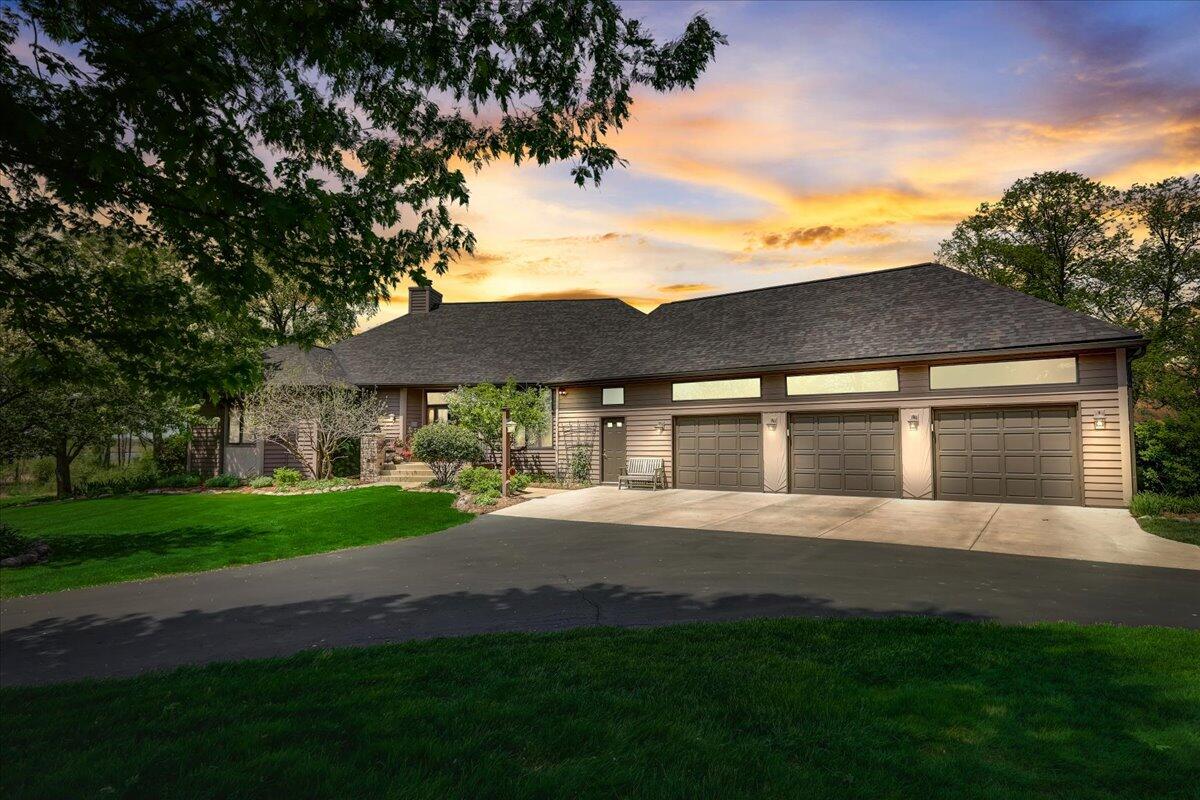 S83W16000 Bass Bay Ln