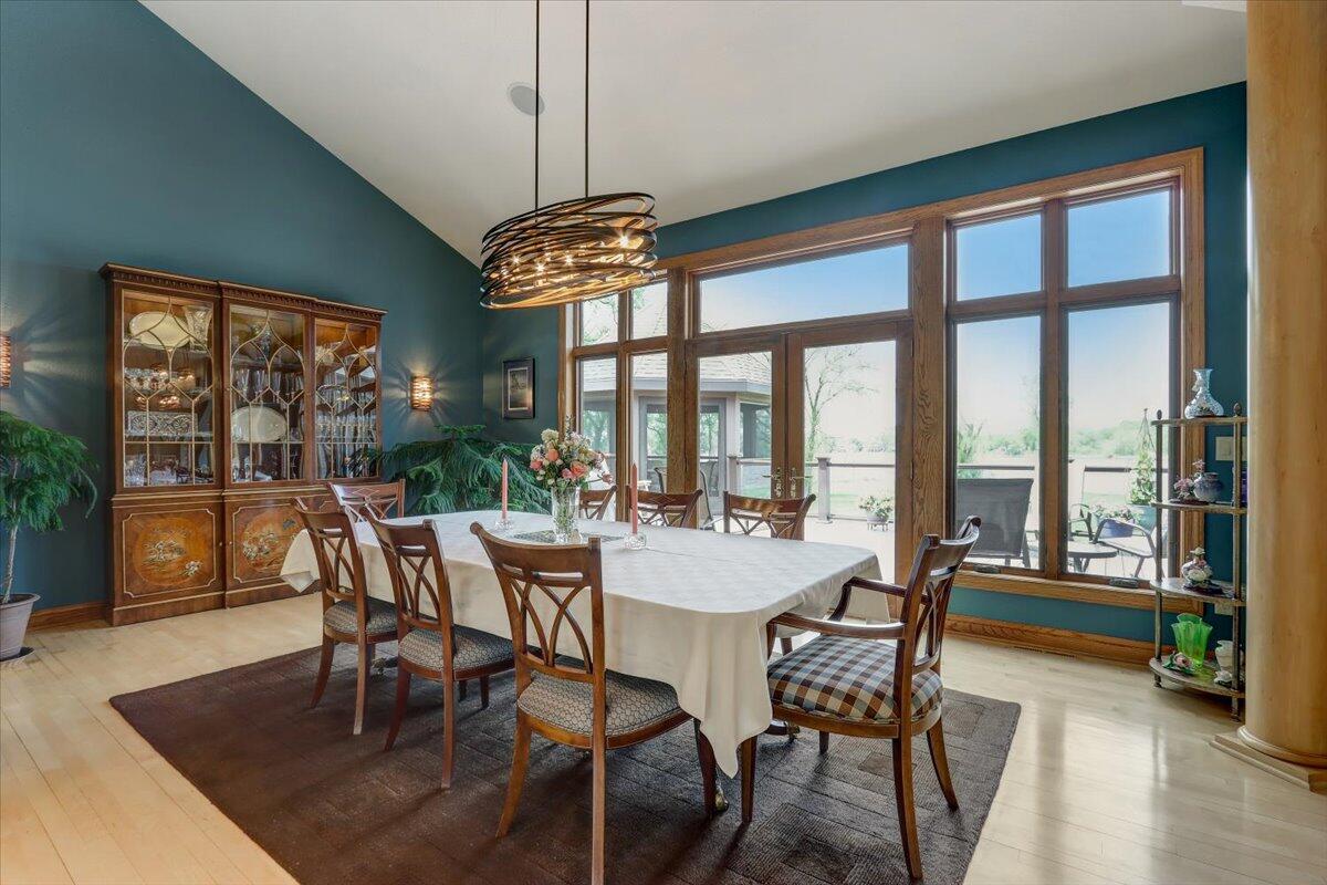 S83W16000 Bass Bay Ln