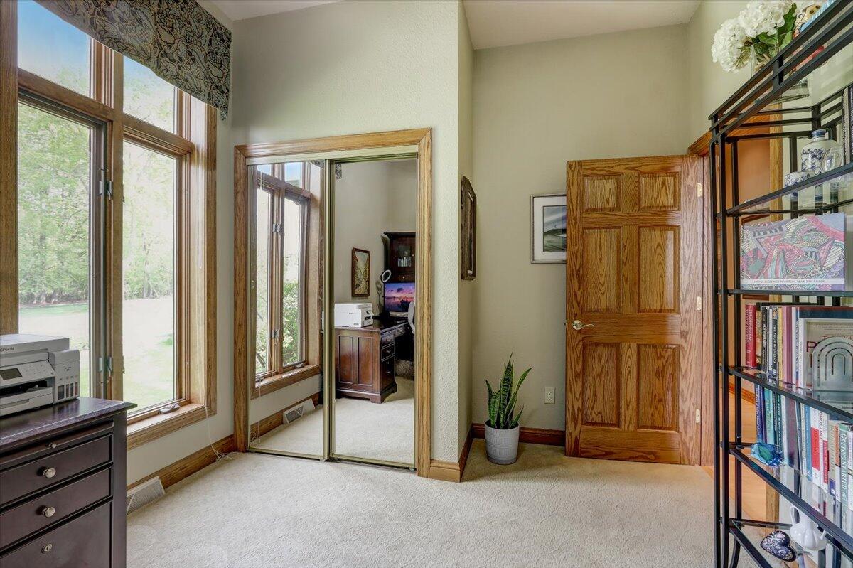 S83W16000 Bass Bay Ln