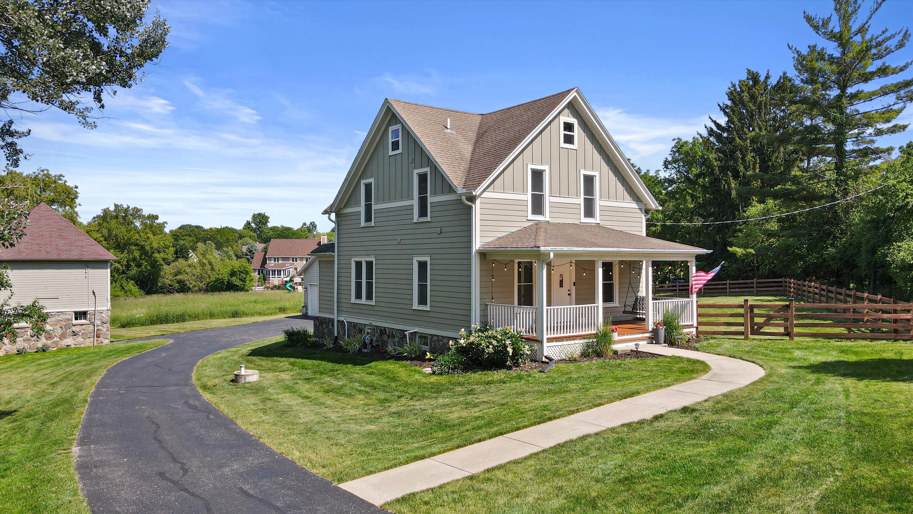 W302N1694 Maple Ave