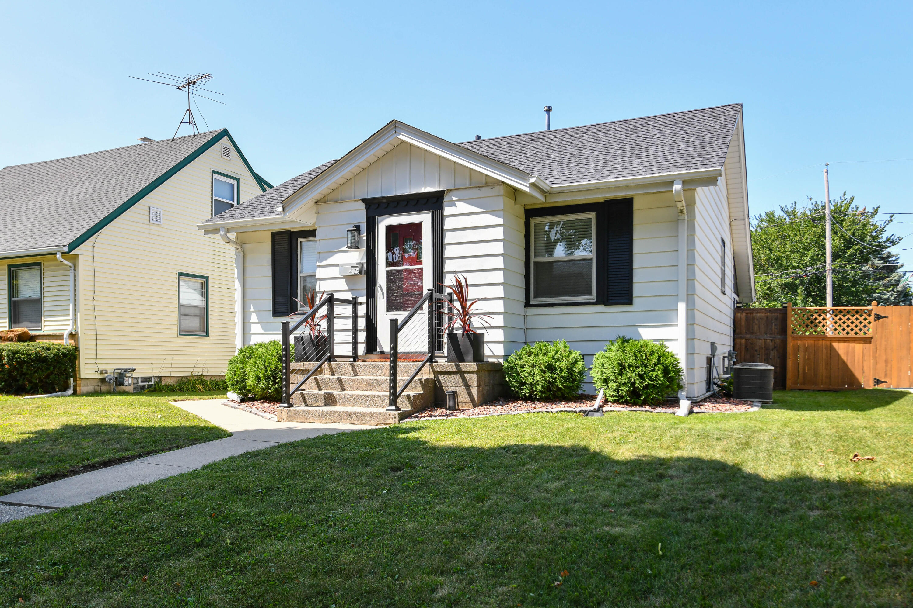 4135 S 1st Pl