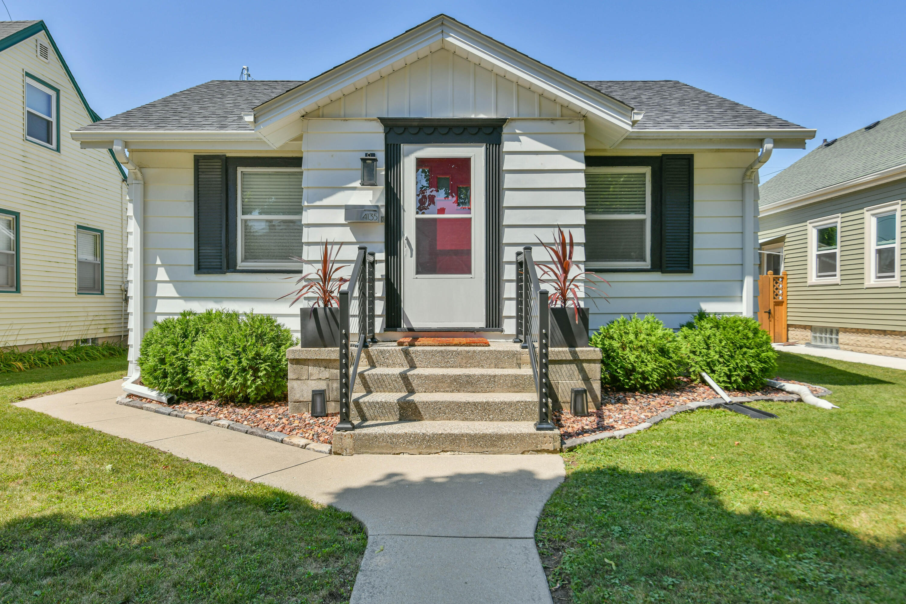 4135 S 1st Pl