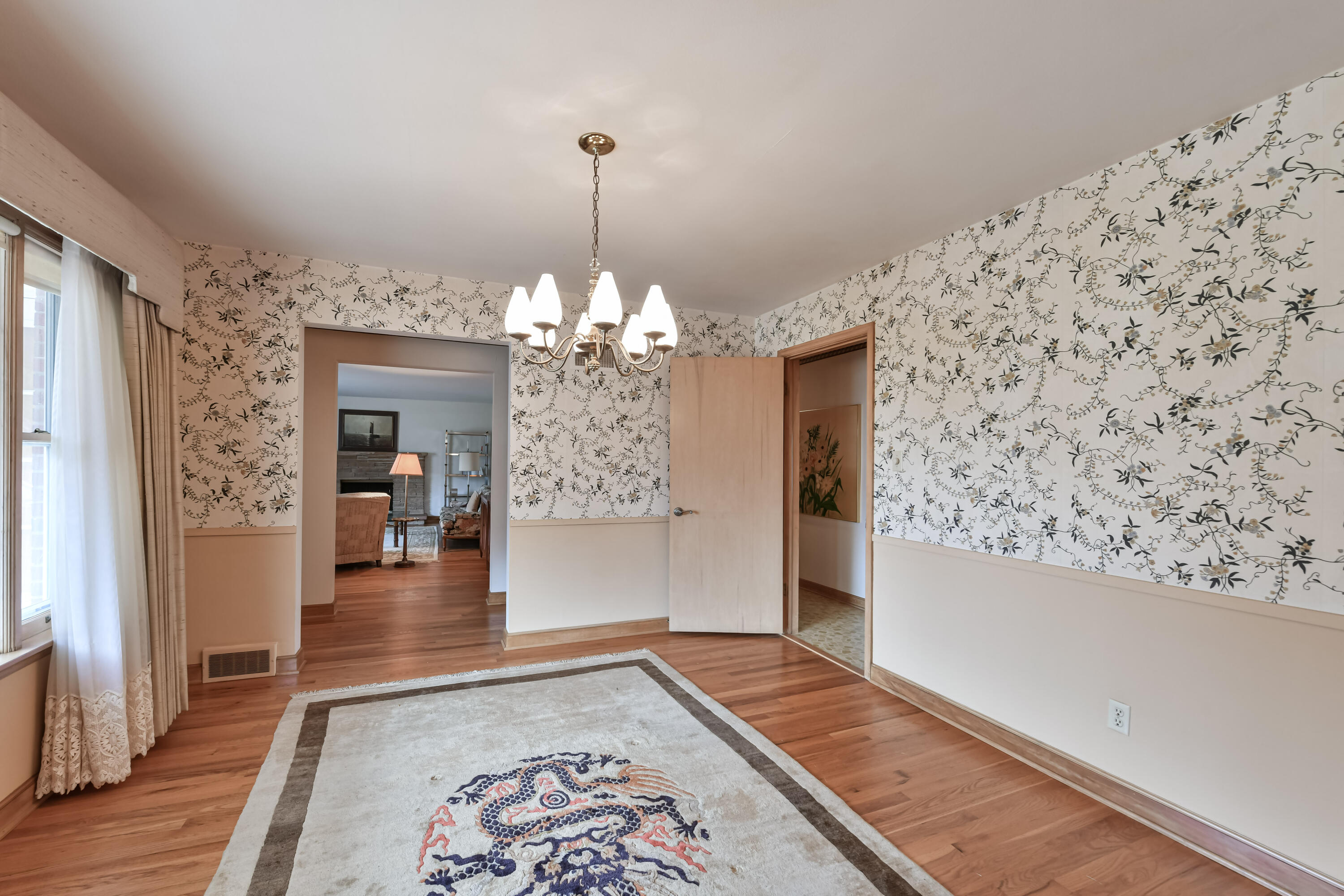 3730 S Austin St
