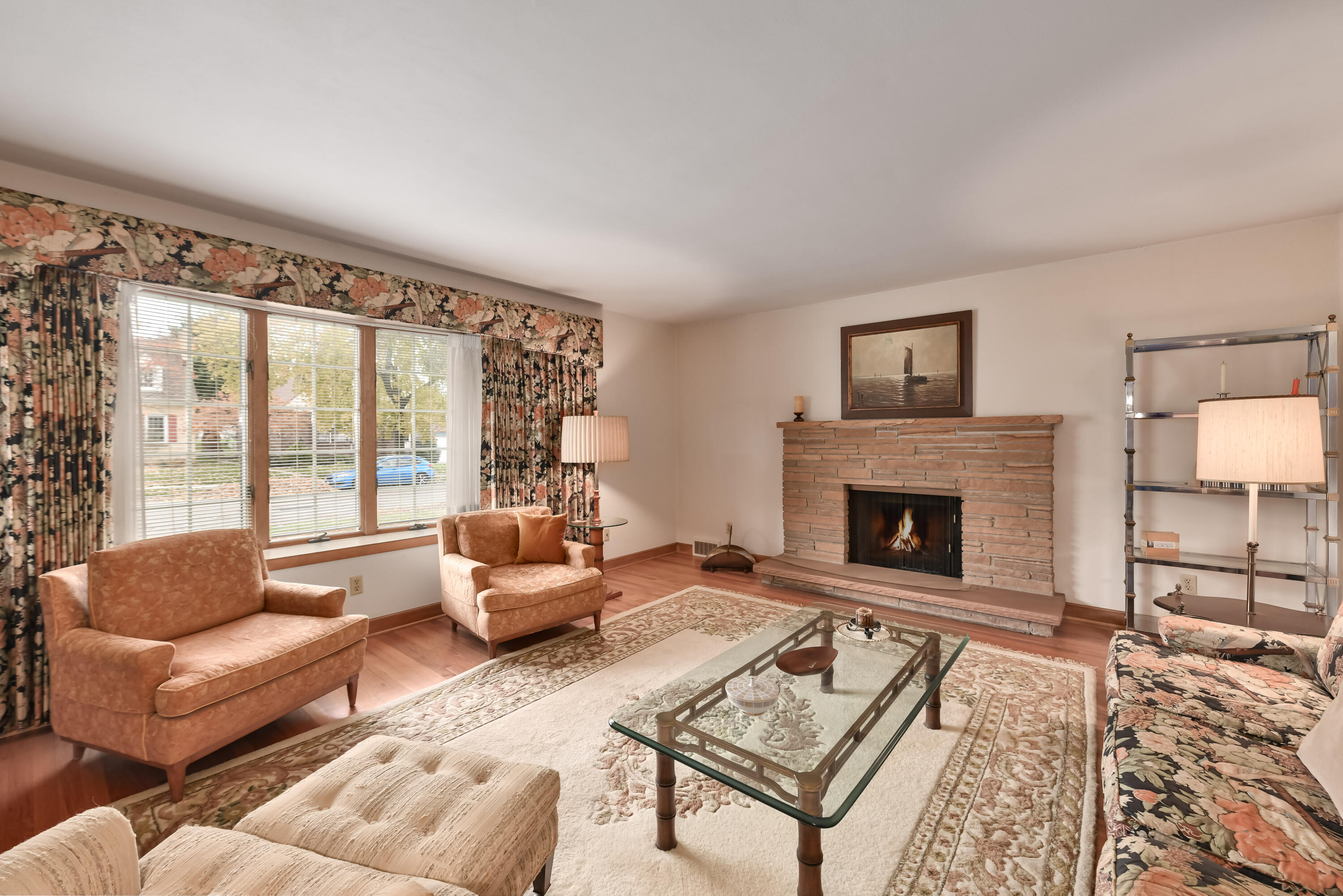 3730 S Austin St