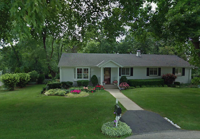 7823 N Berwyn Ave