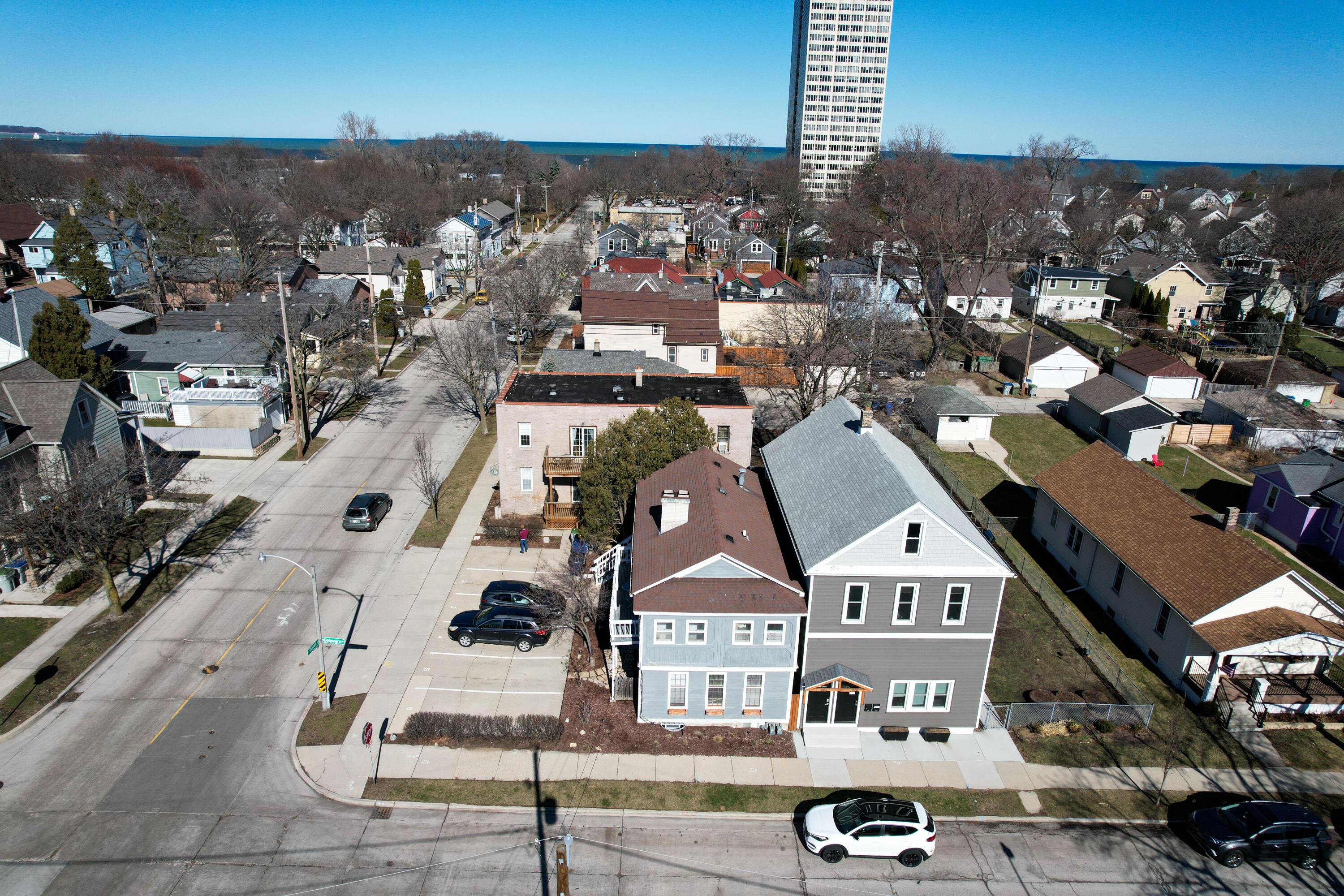 2504 S Delaware Ave