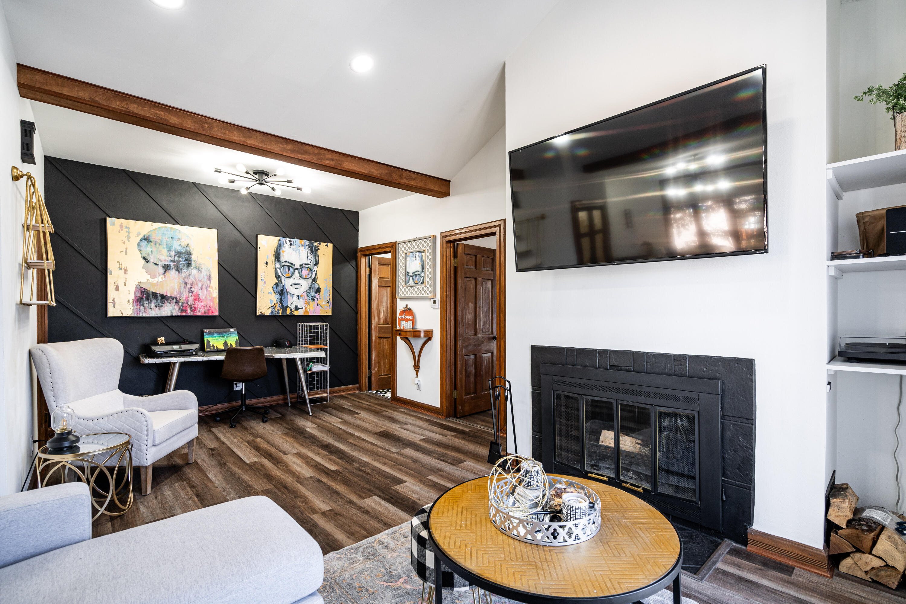 2504 S Delaware Ave