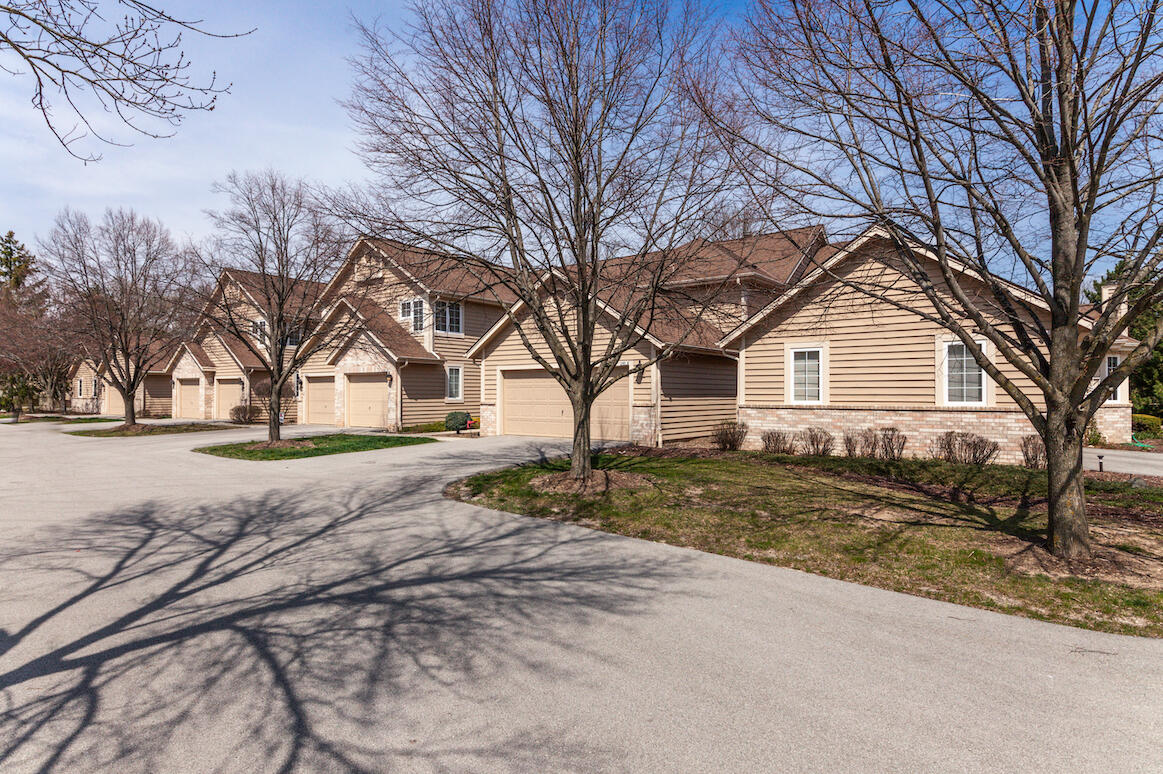 2995 River Birch Dr