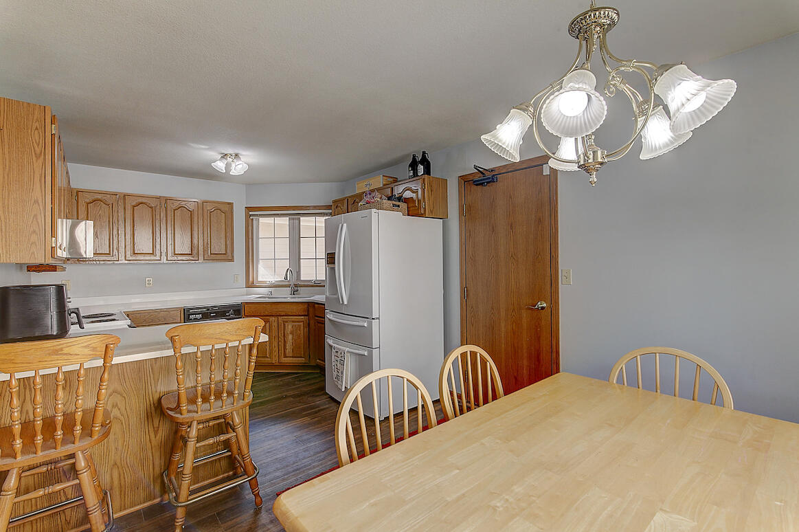 2995 River Birch Dr