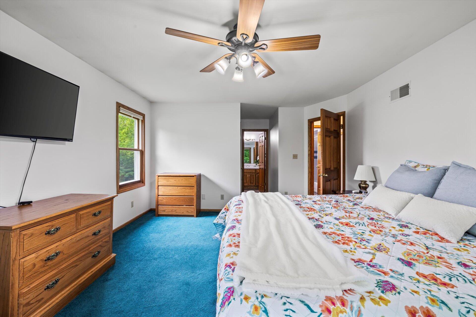 W248N5950 Trapp Ct