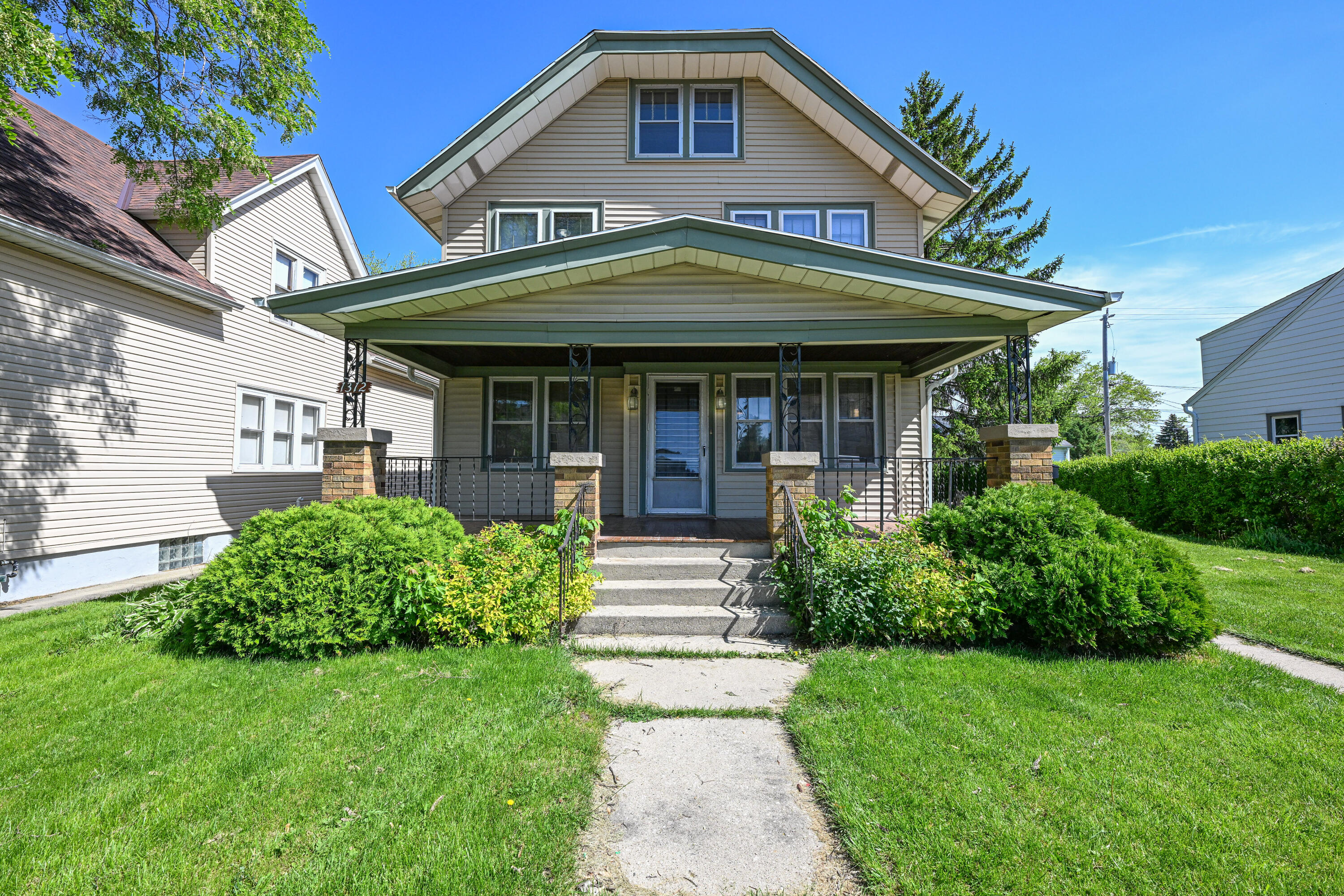 1312 Missouri Ave