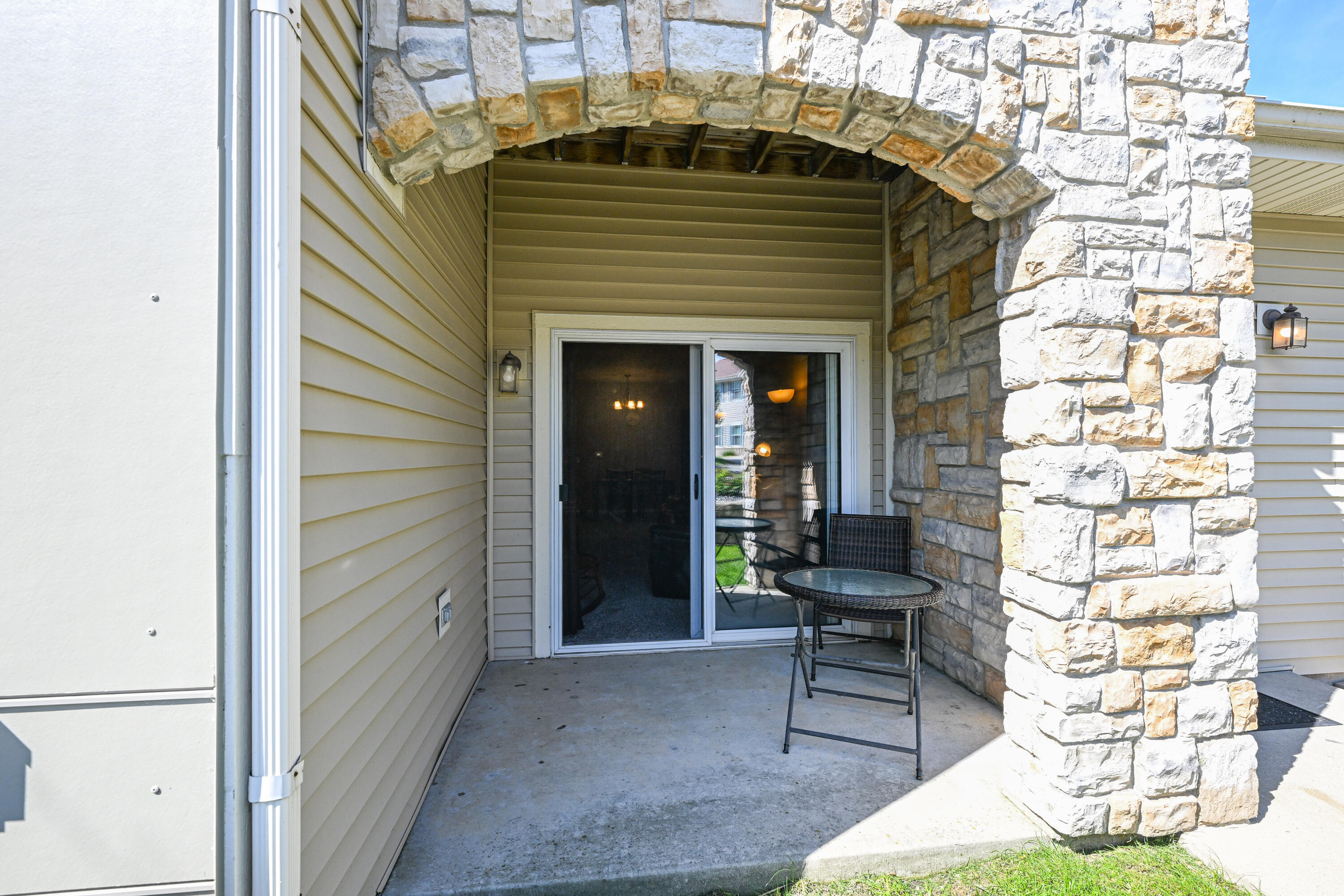 9399 S Cobblestone Way