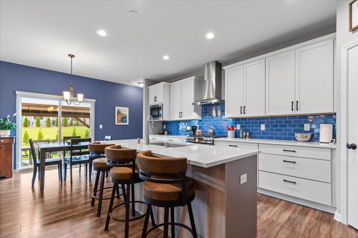 1919 N Cora Dr