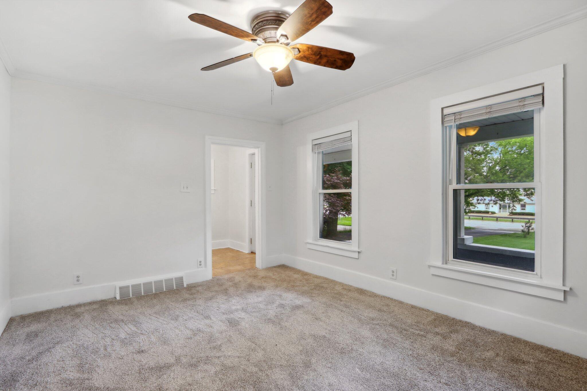 11010 W Janesville Rd