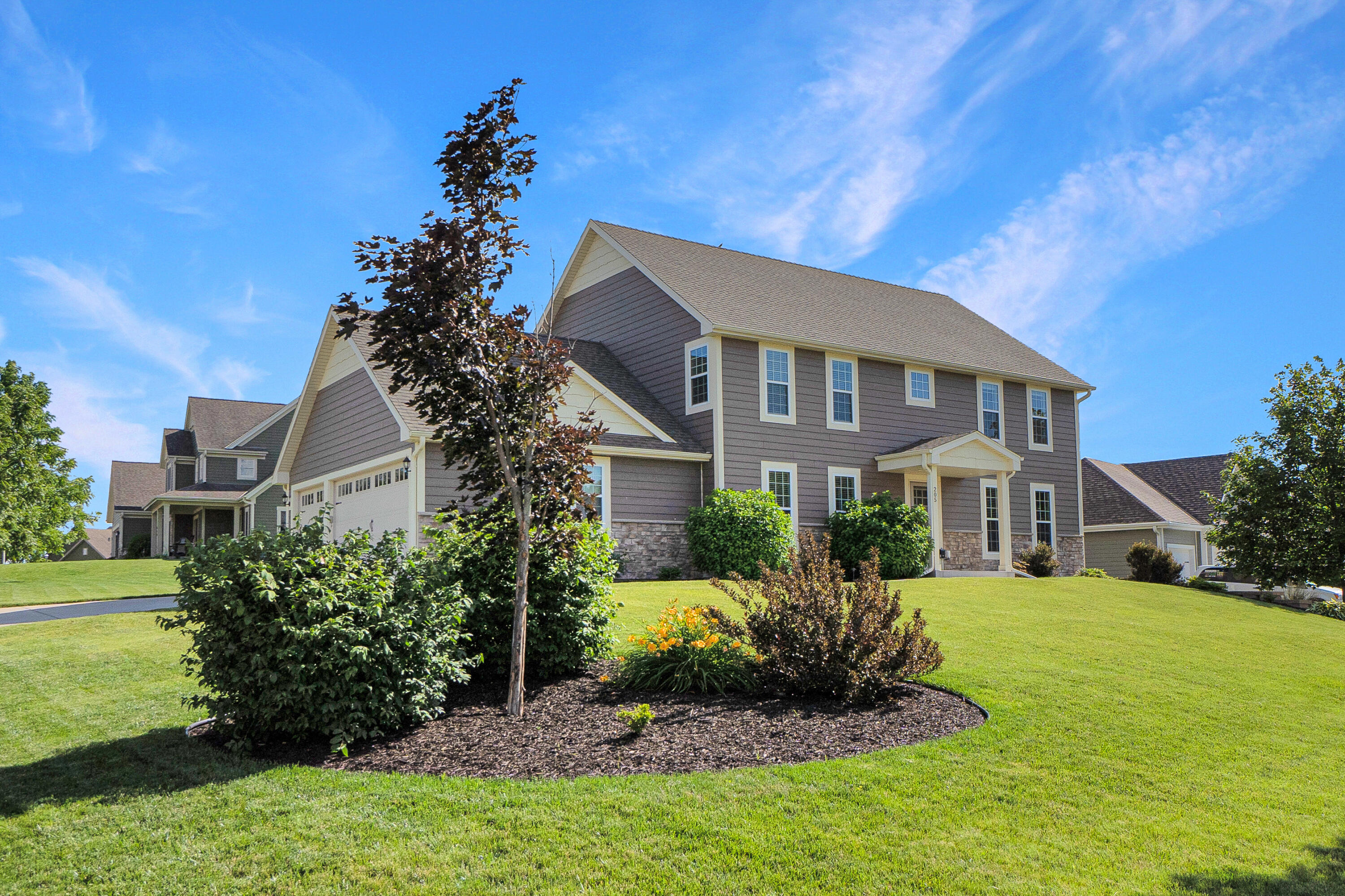 205 Prairie Song Dr