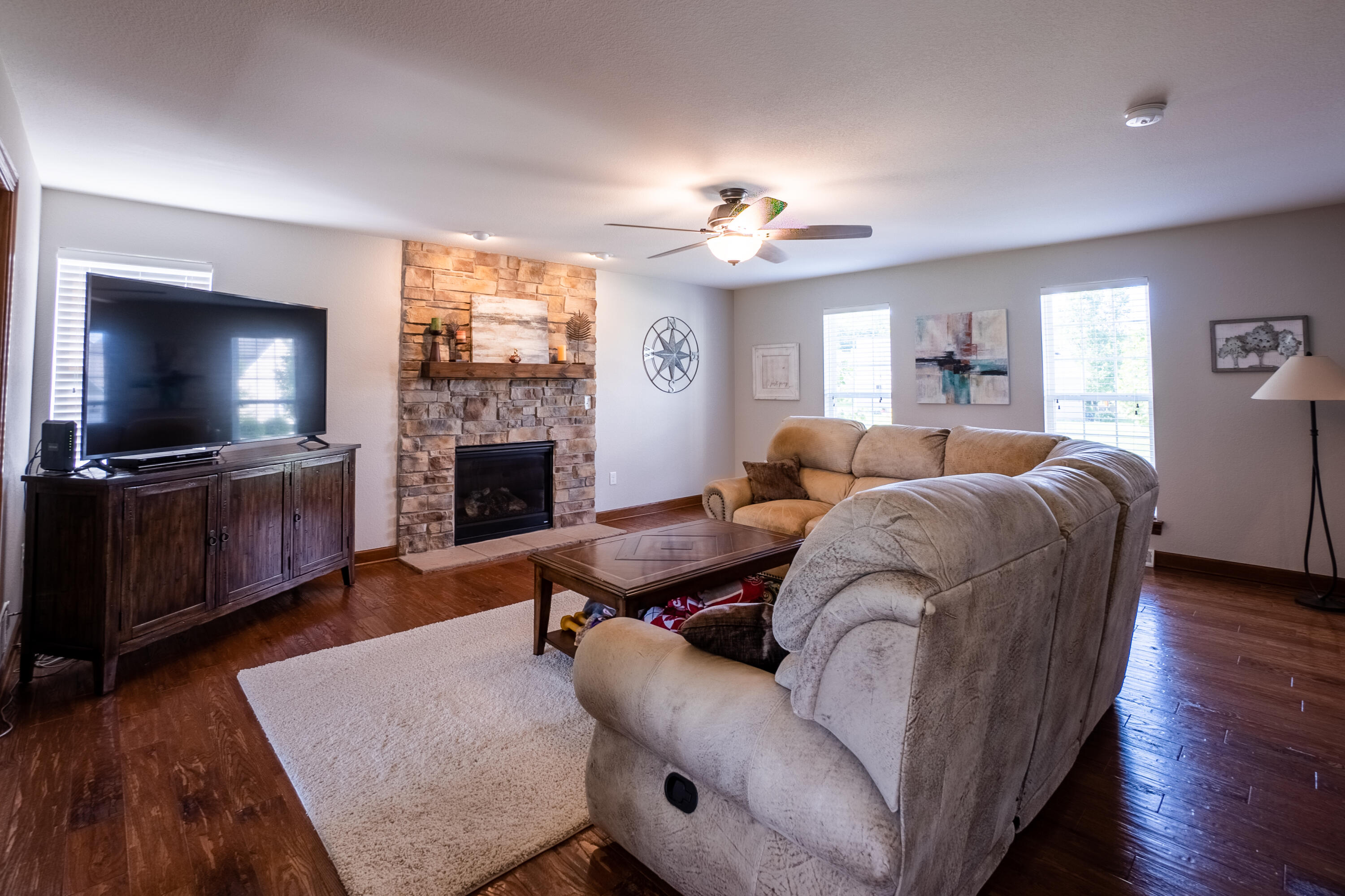 205 Prairie Song Dr