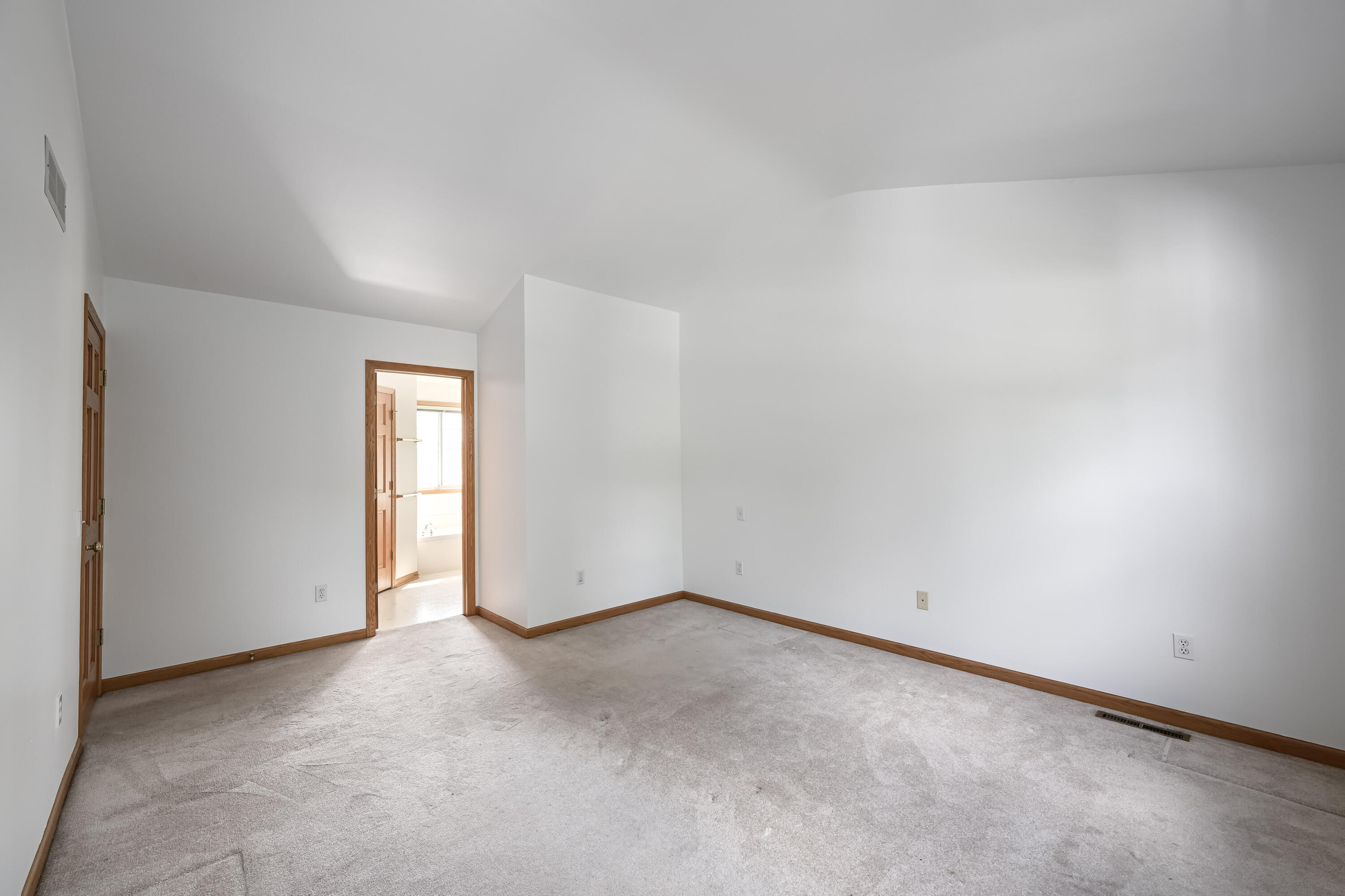 2409 Patrick Ln