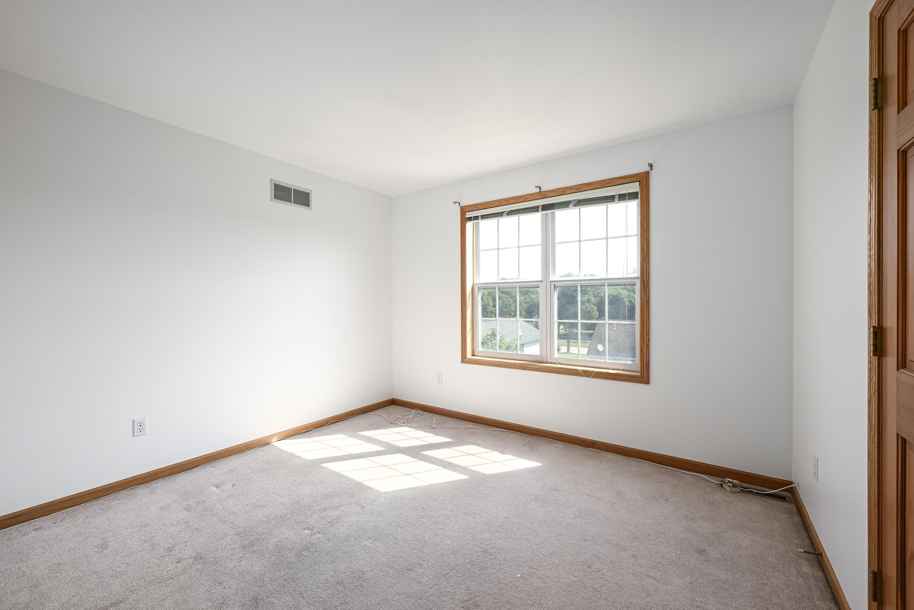 2409 Patrick Ln