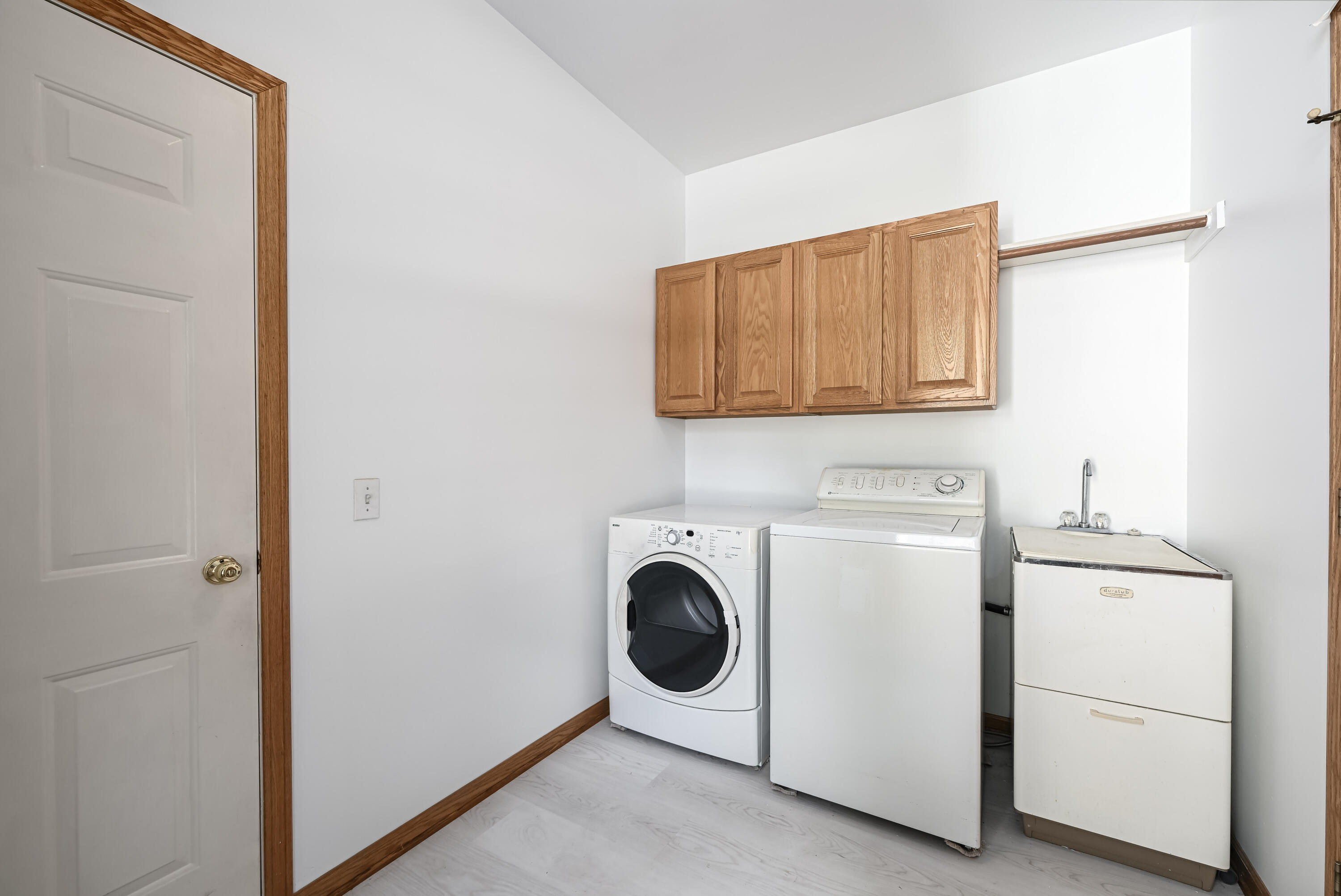 2409 Patrick Ln