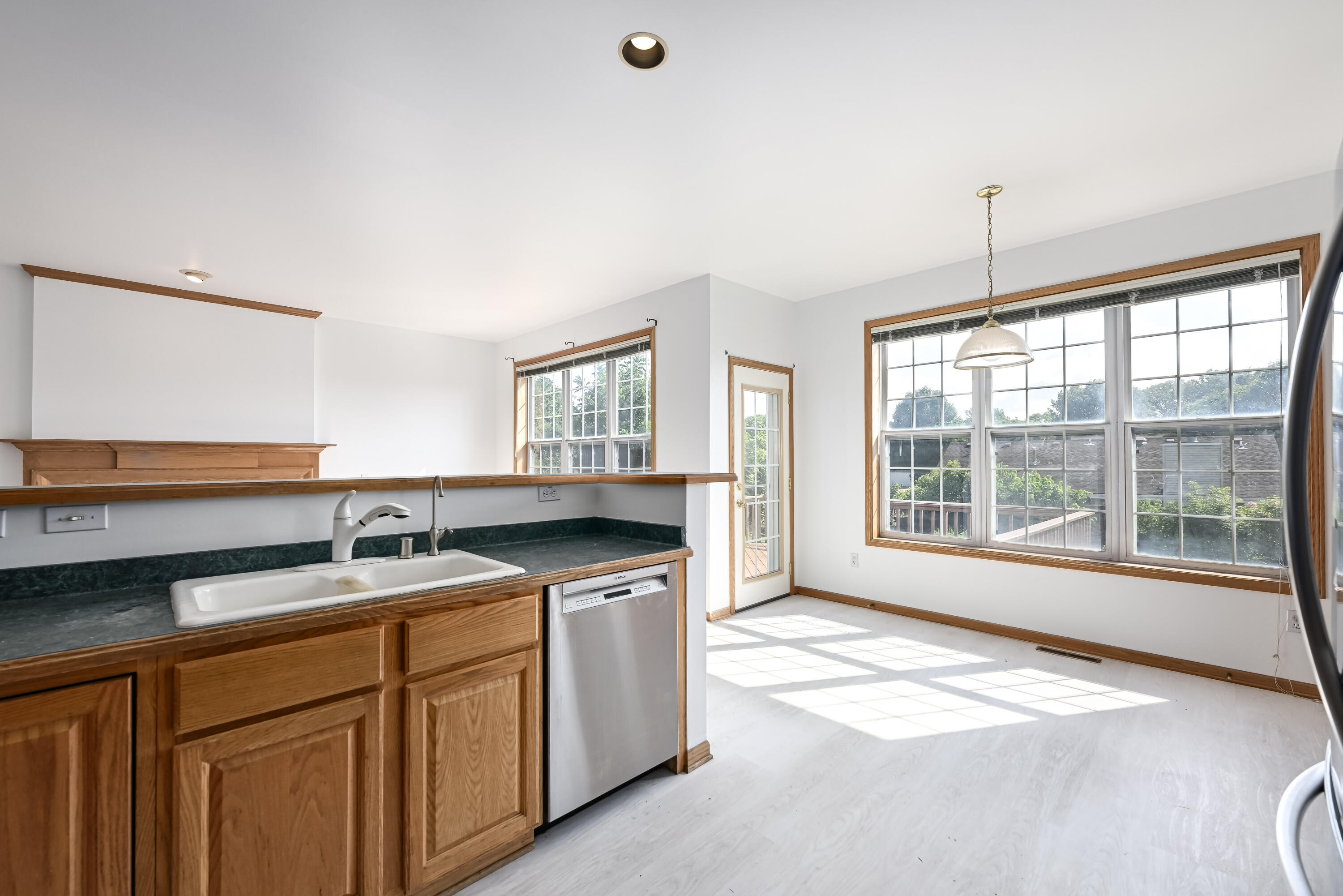 2409 Patrick Ln