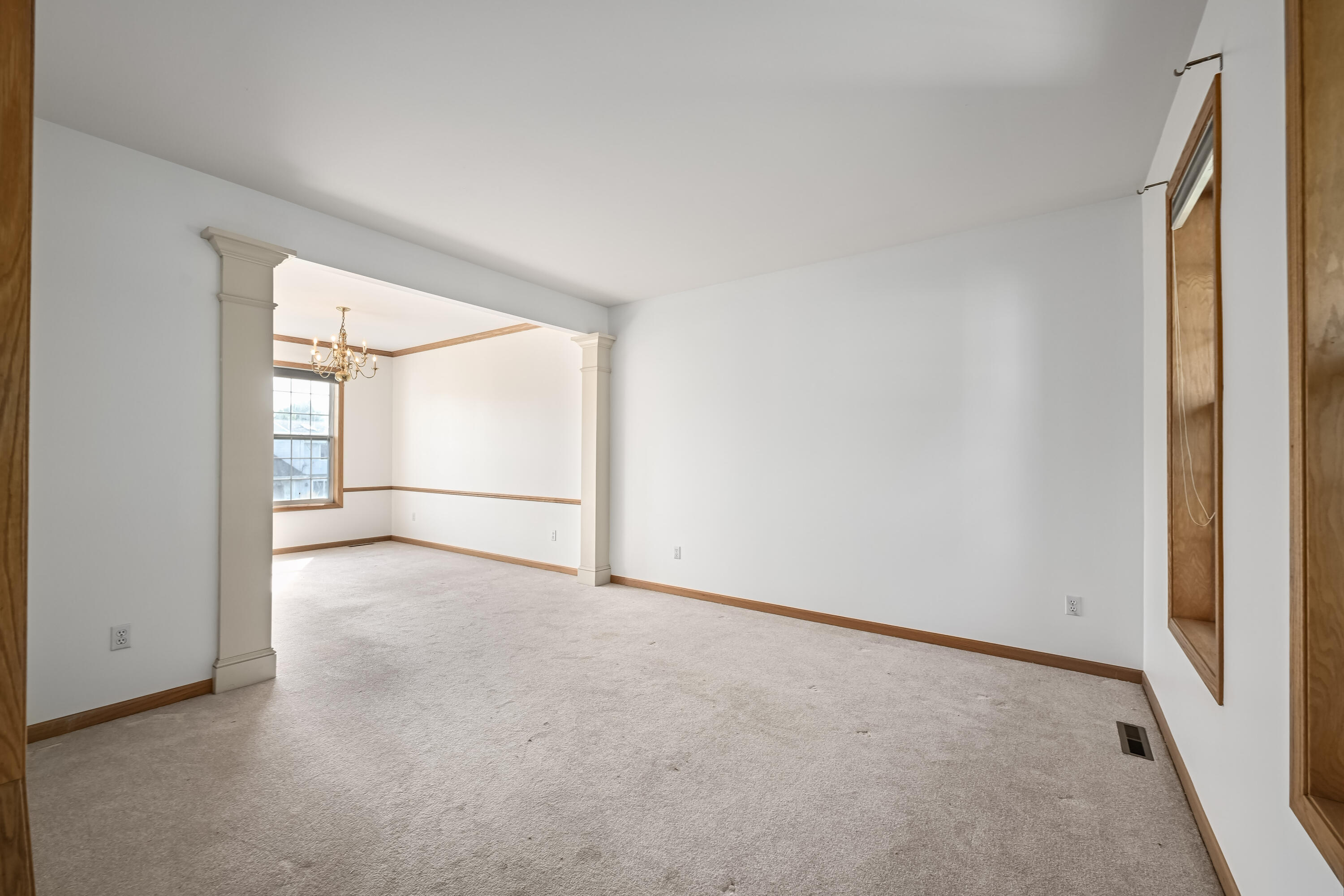 2409 Patrick Ln