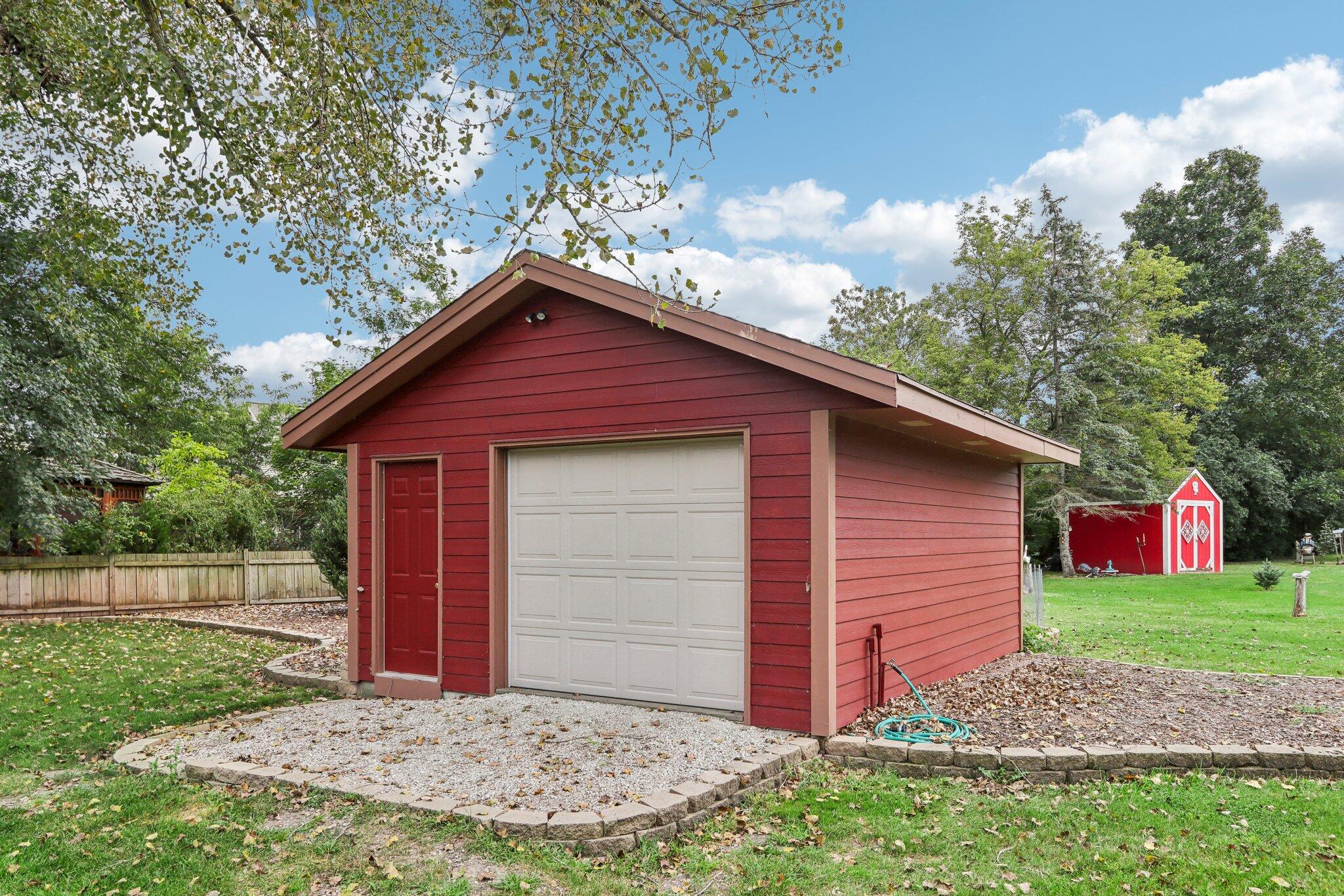 6539 Palmer Dr