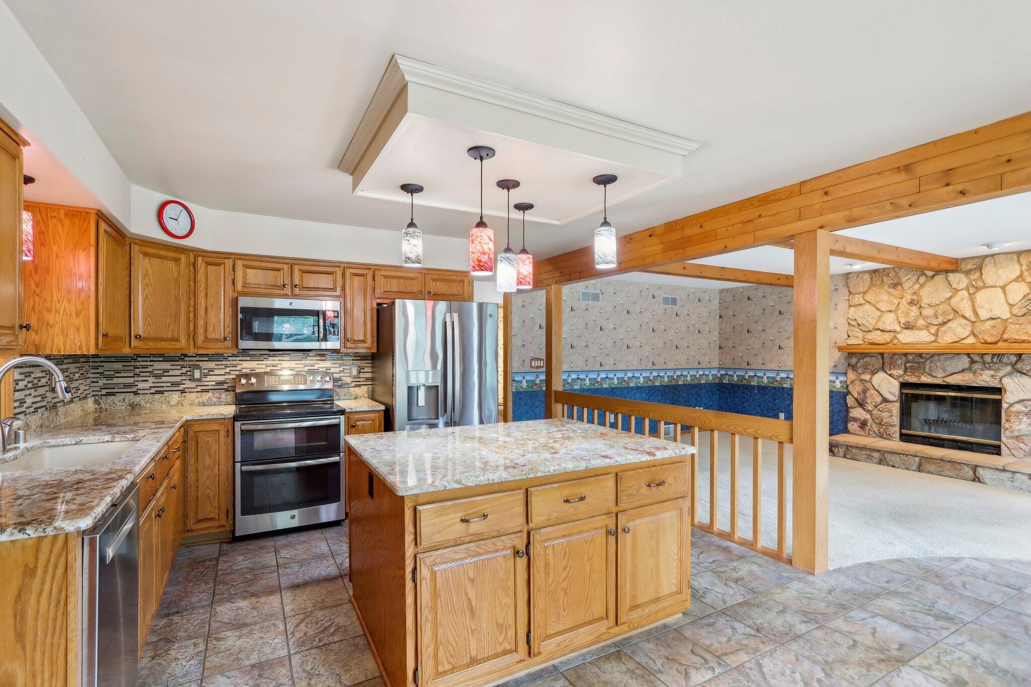 6539 Palmer Dr