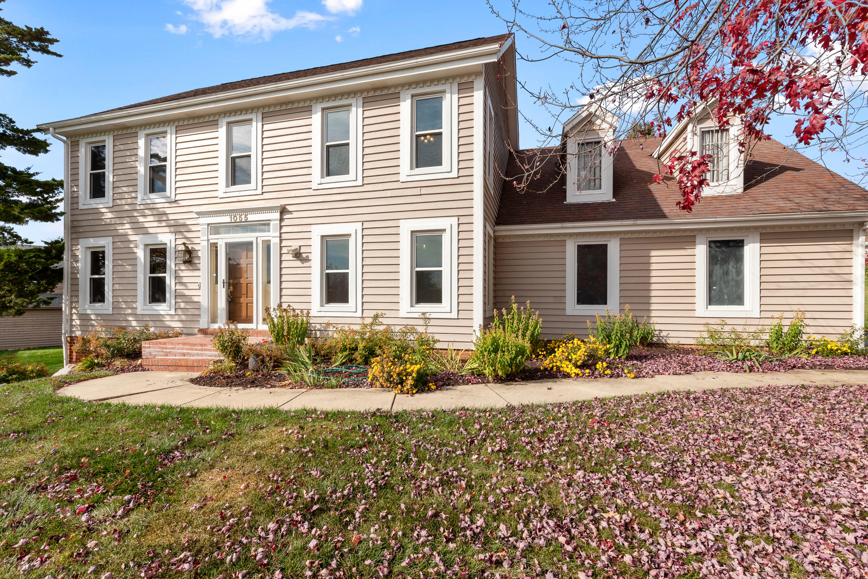 1055 Silver Mist Ct