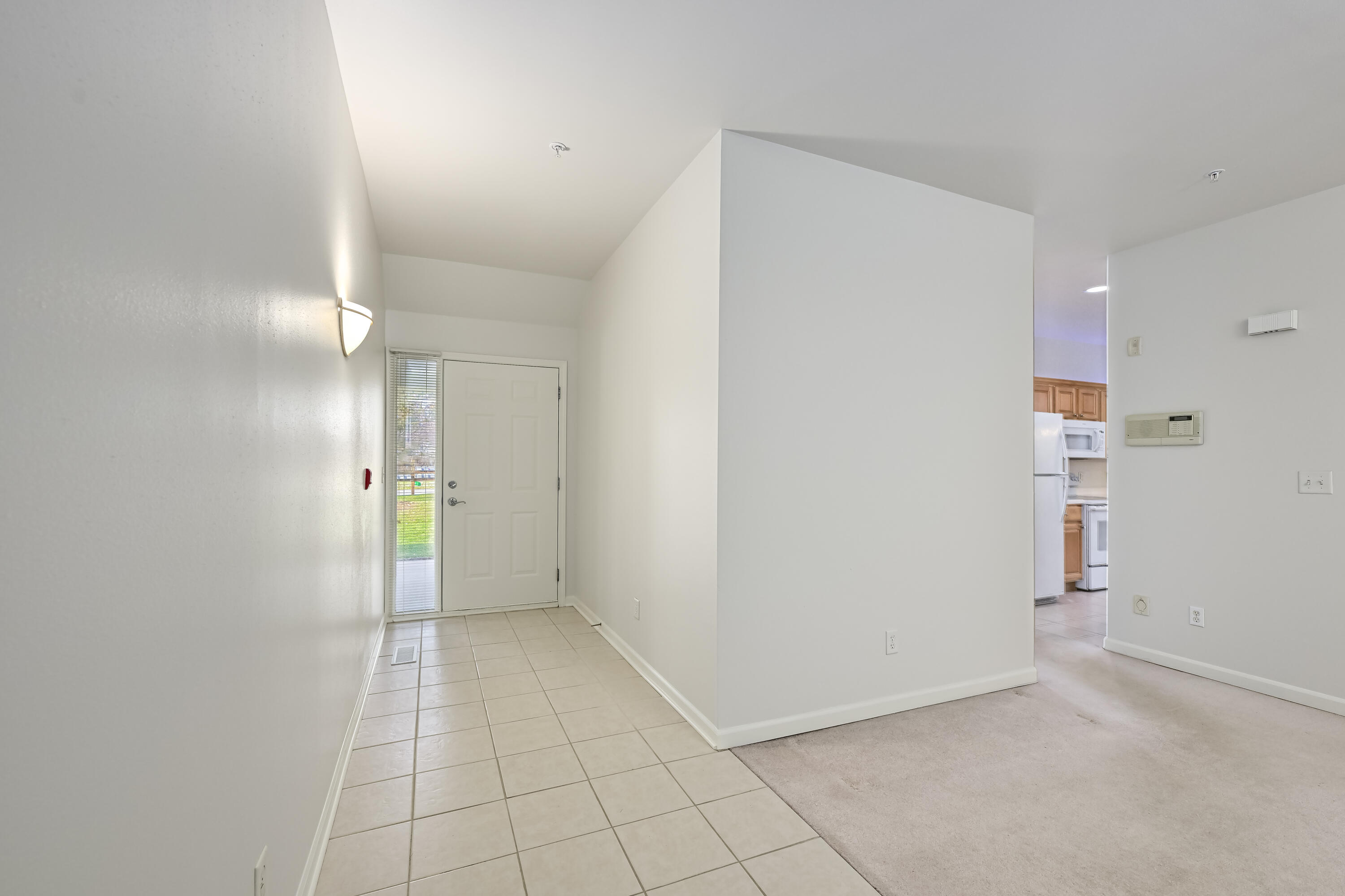 9121 W Elm Ct