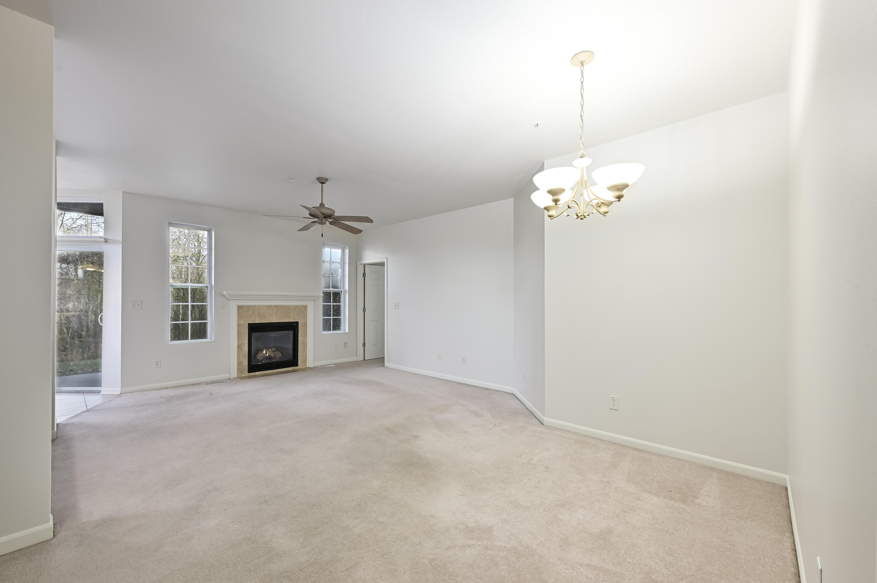 9121 W Elm Ct