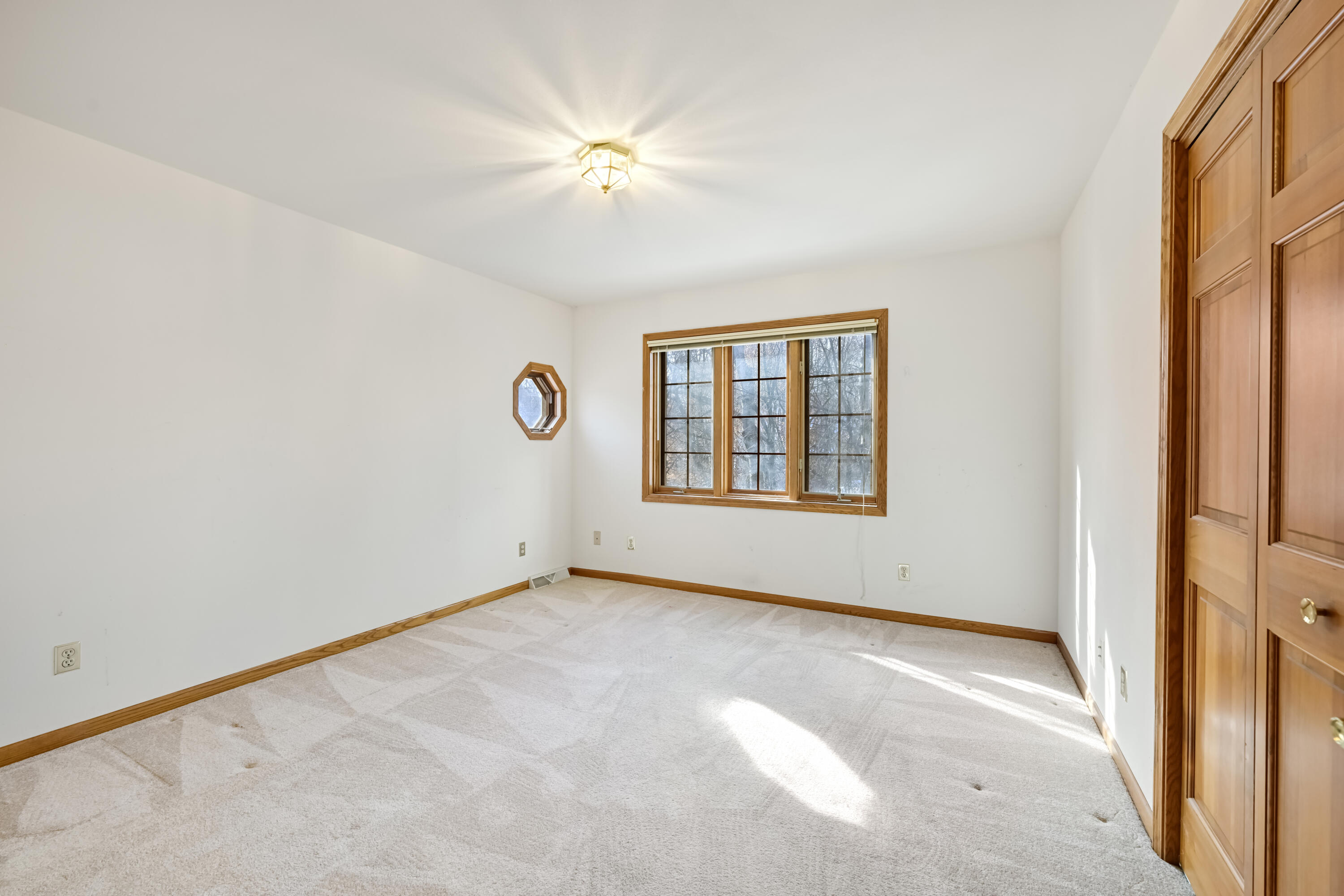 4414 Hideaway Holw
