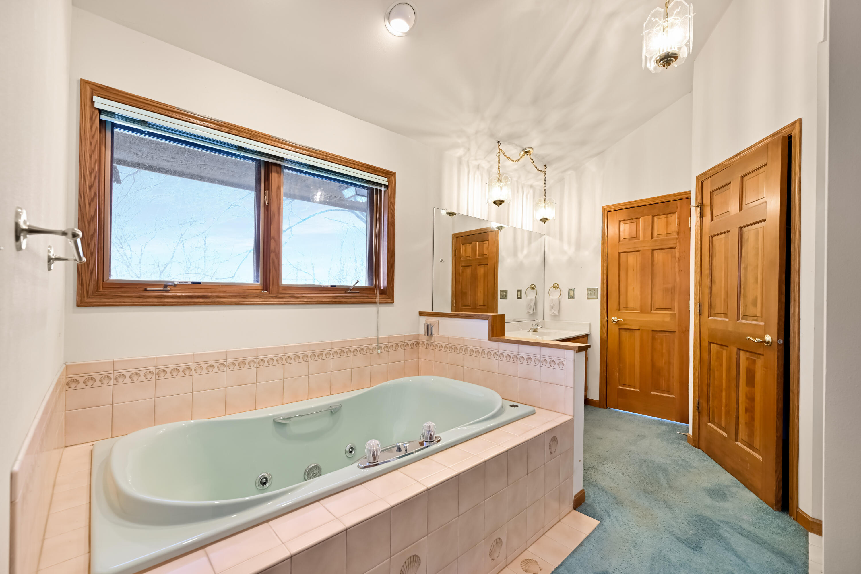 4414 Hideaway Holw
