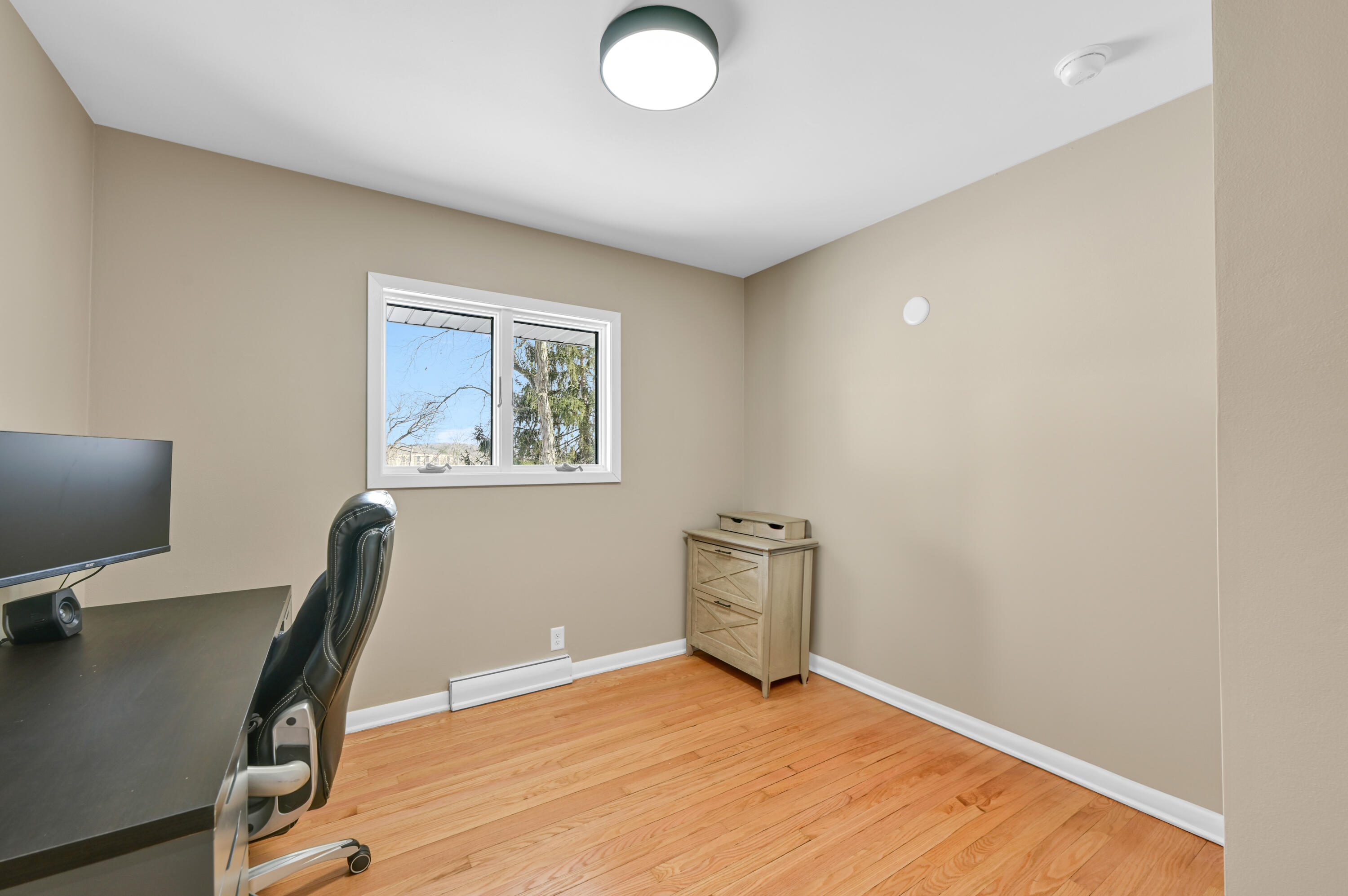 1095 Westbrooke Pkwy