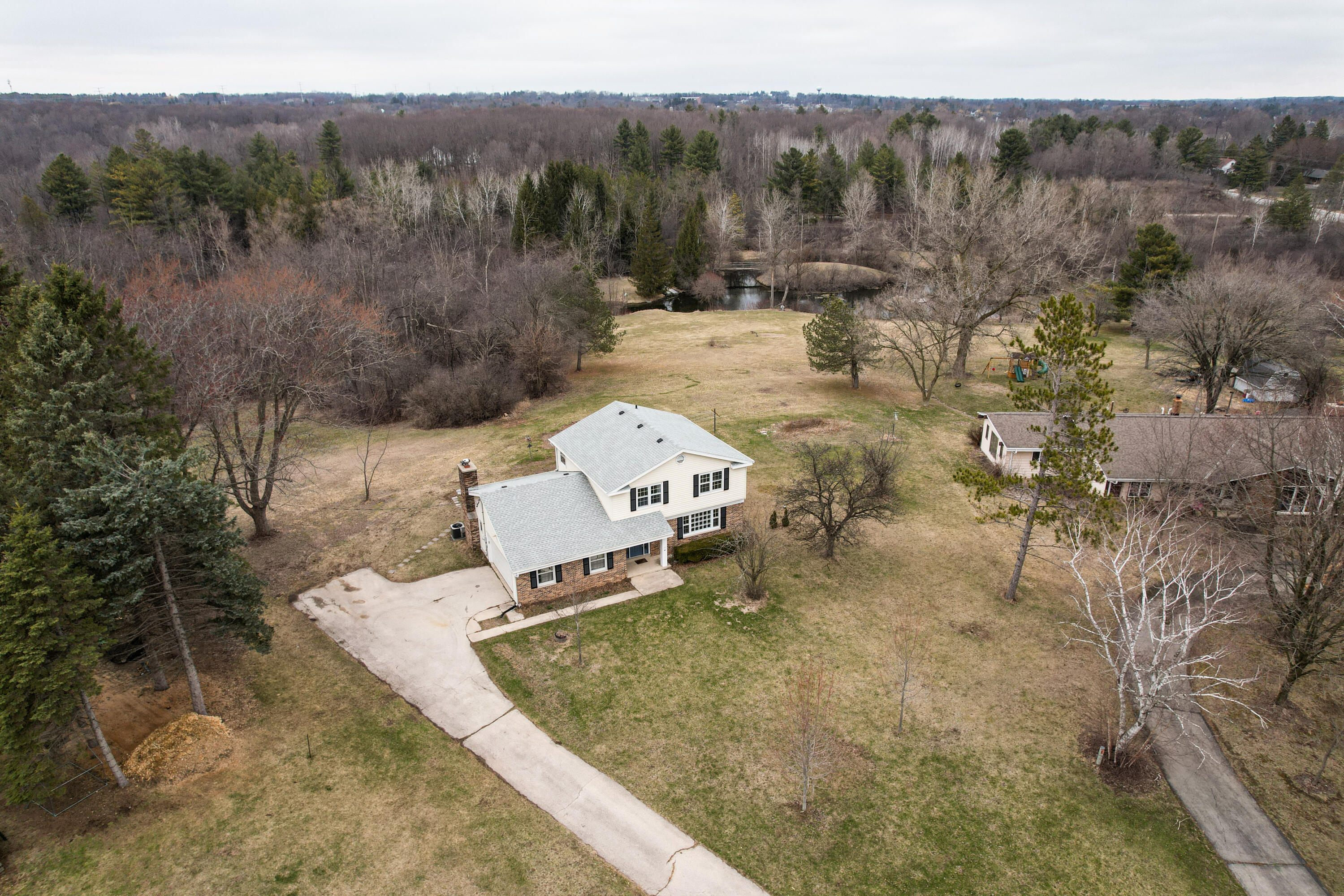 195 Clover Ln