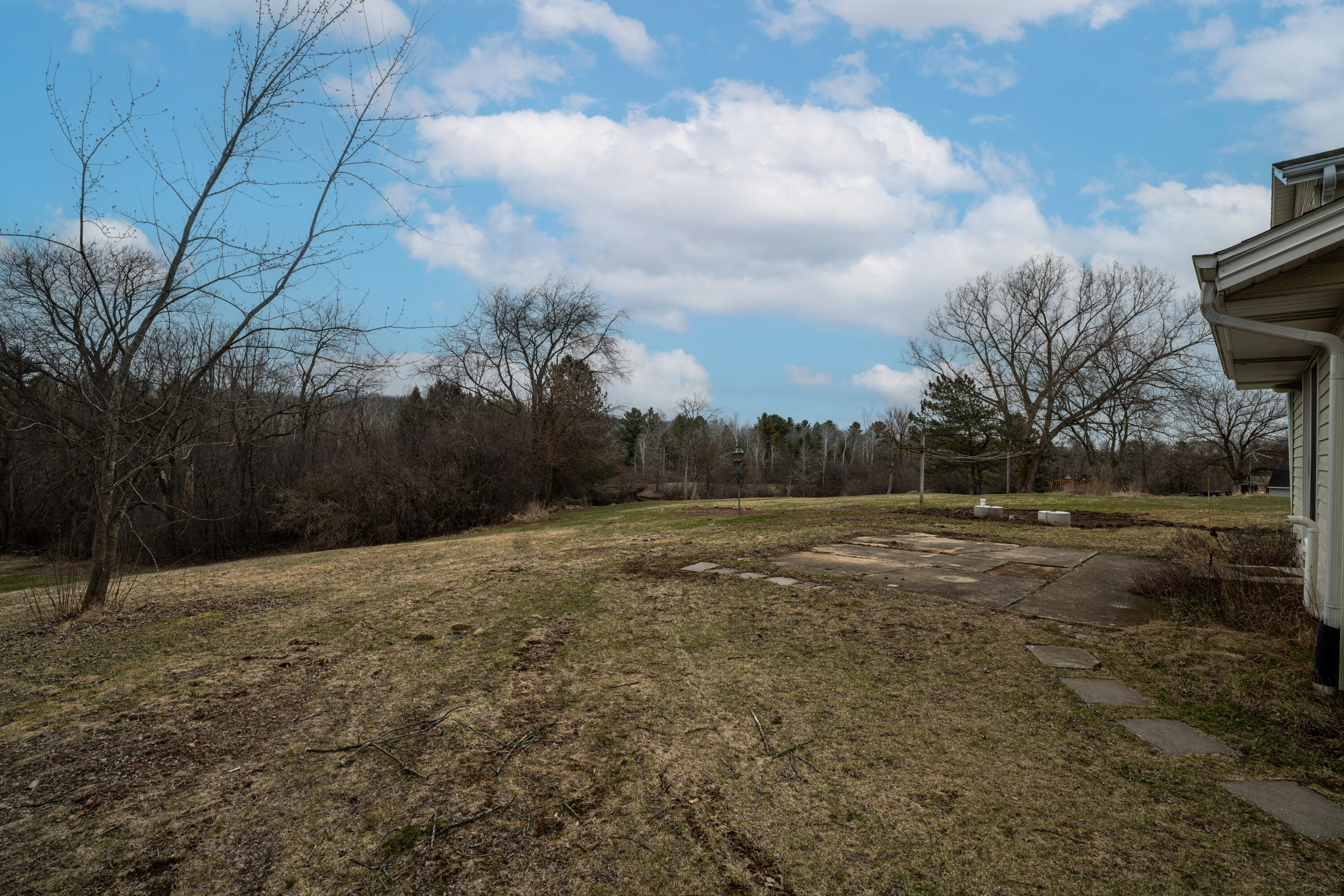 195 Clover Ln