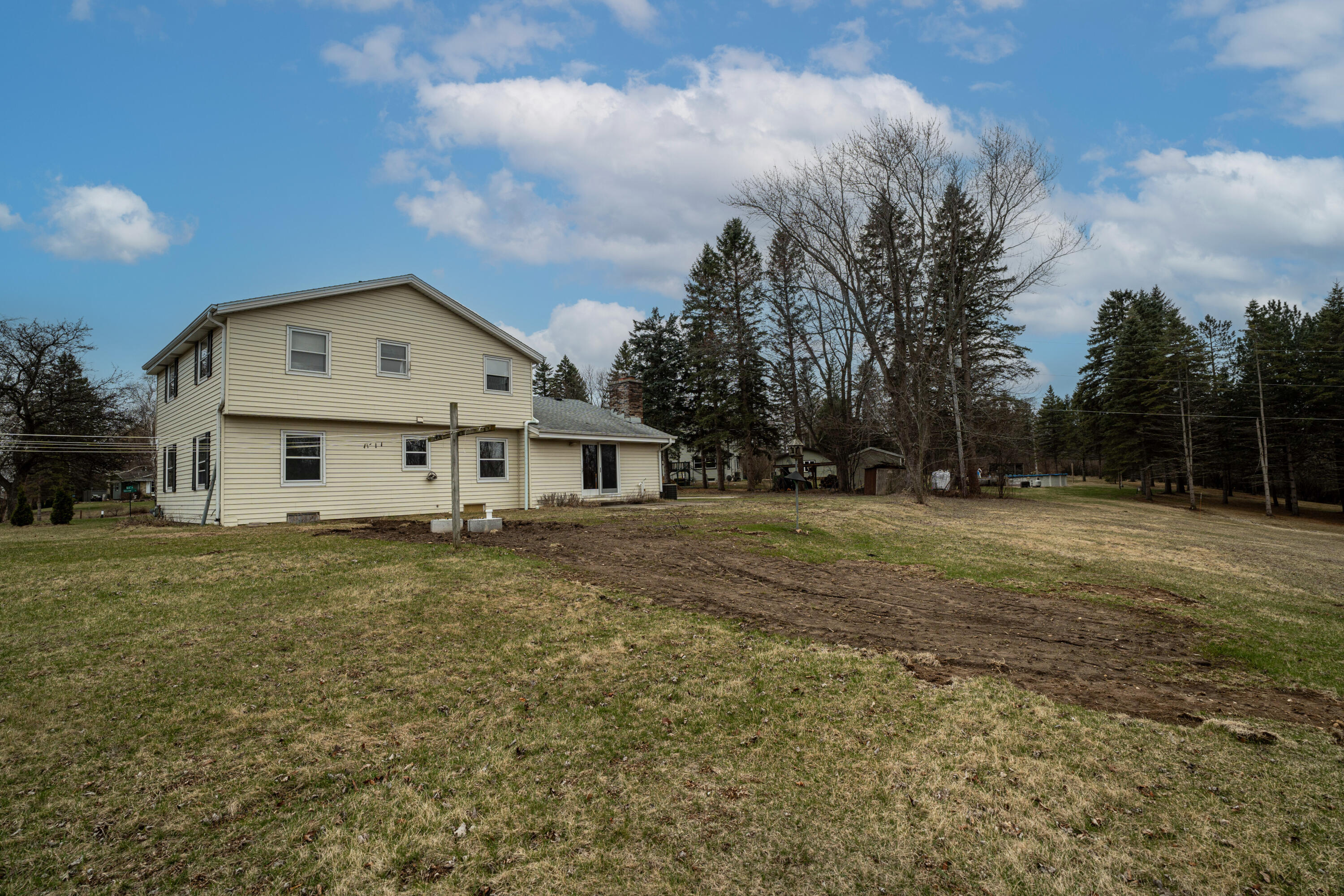 195 Clover Ln